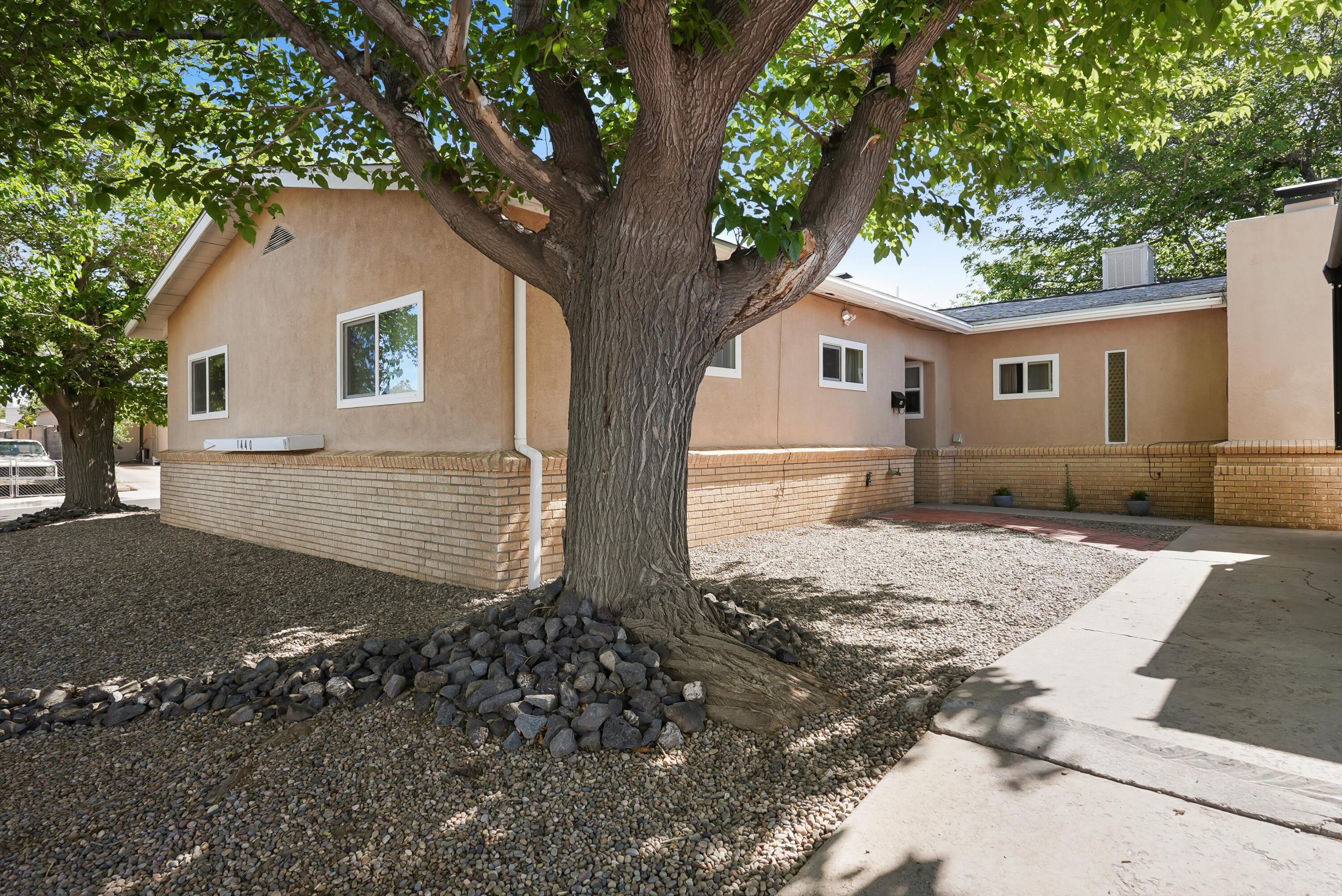 1440 Marcella Street, Albuquerque, New Mexico image 1
