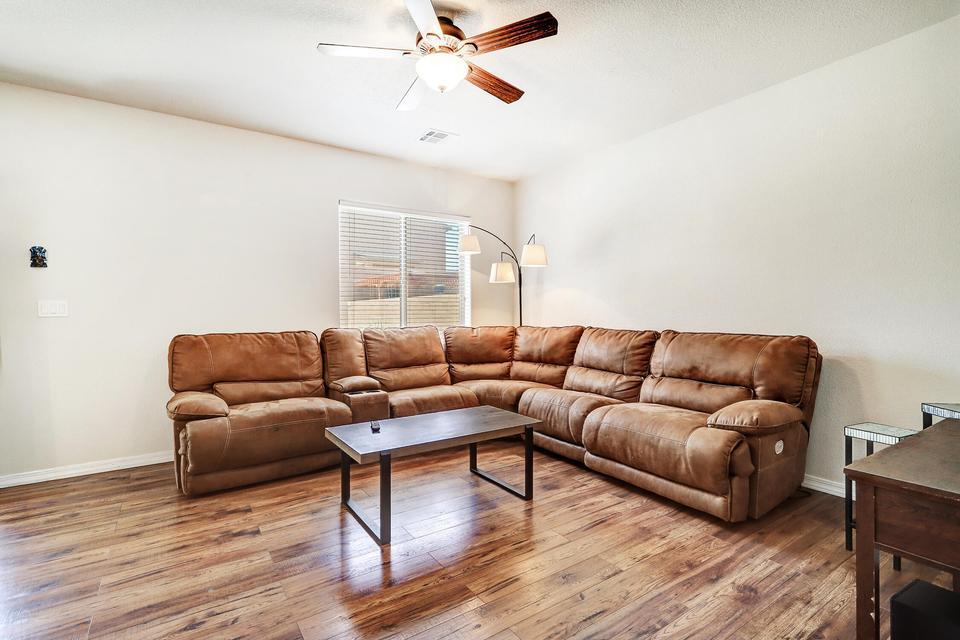 1701 Chisholm Trail NE