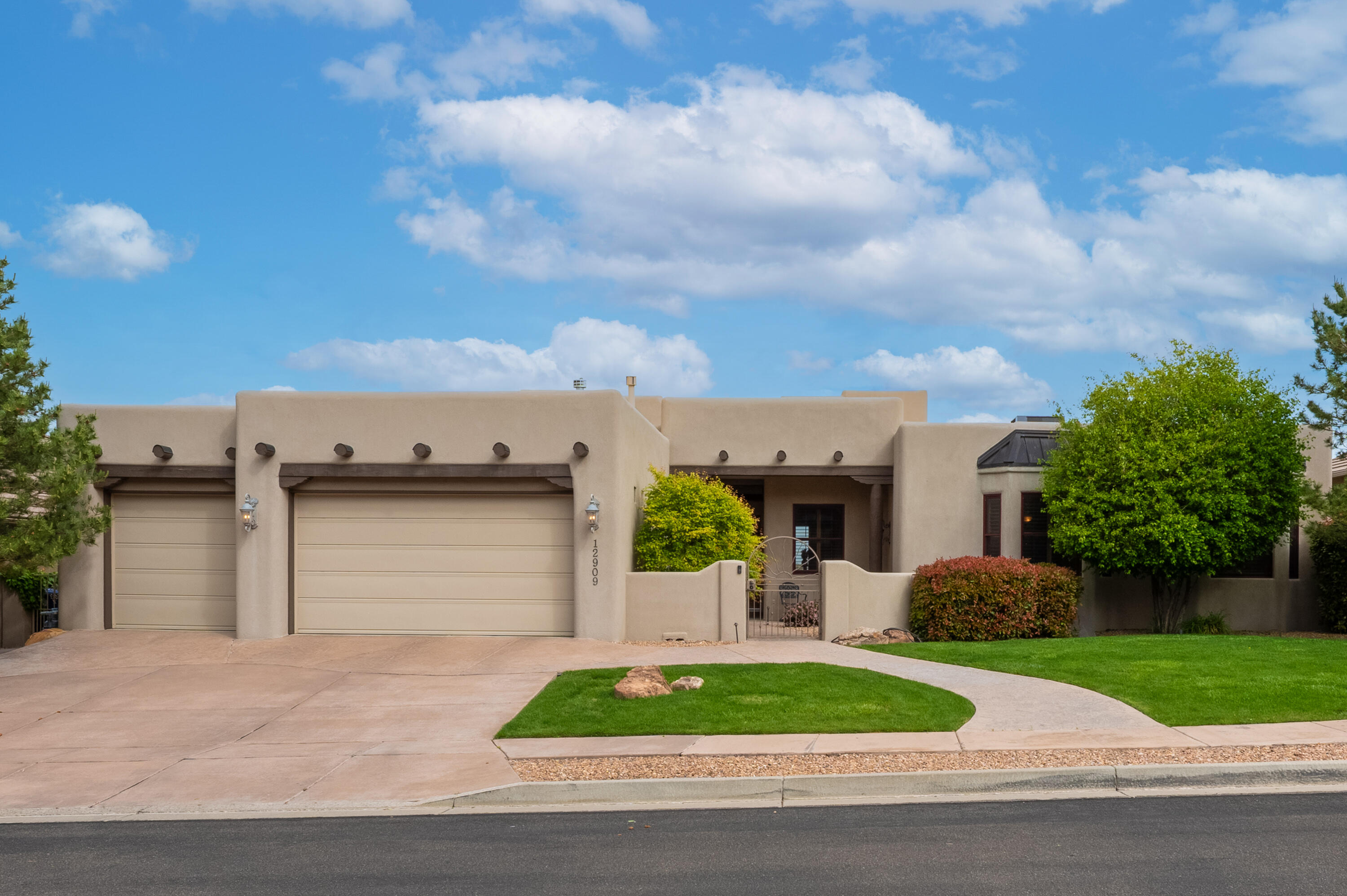 12909 Juniper Canyon Trail, Albuquerque, New Mexico image 2