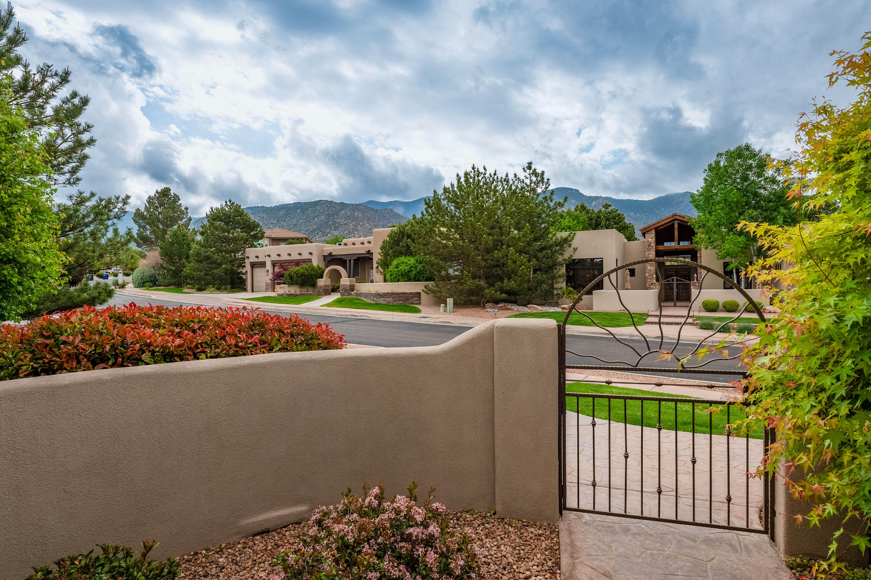 12909 Juniper Canyon Trail, Albuquerque, New Mexico image 3