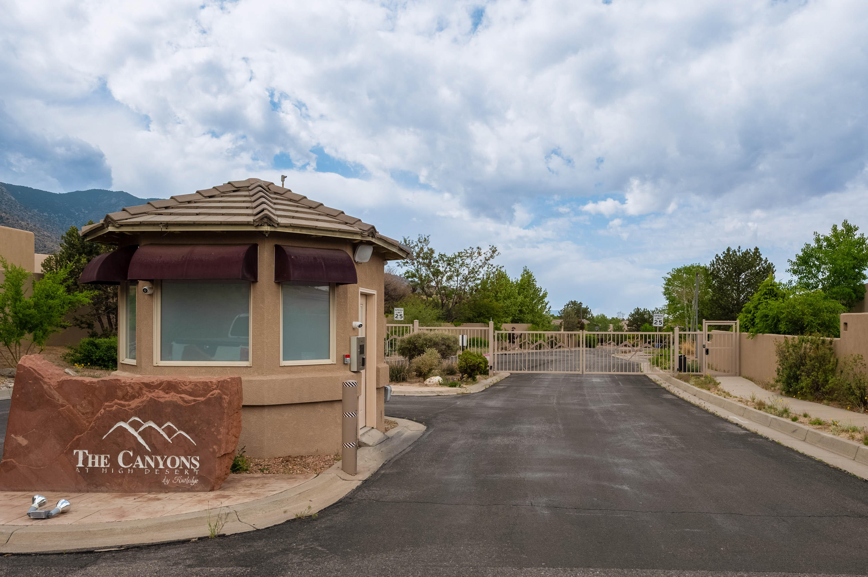 12909 Juniper Canyon Trail, Albuquerque, New Mexico image 1