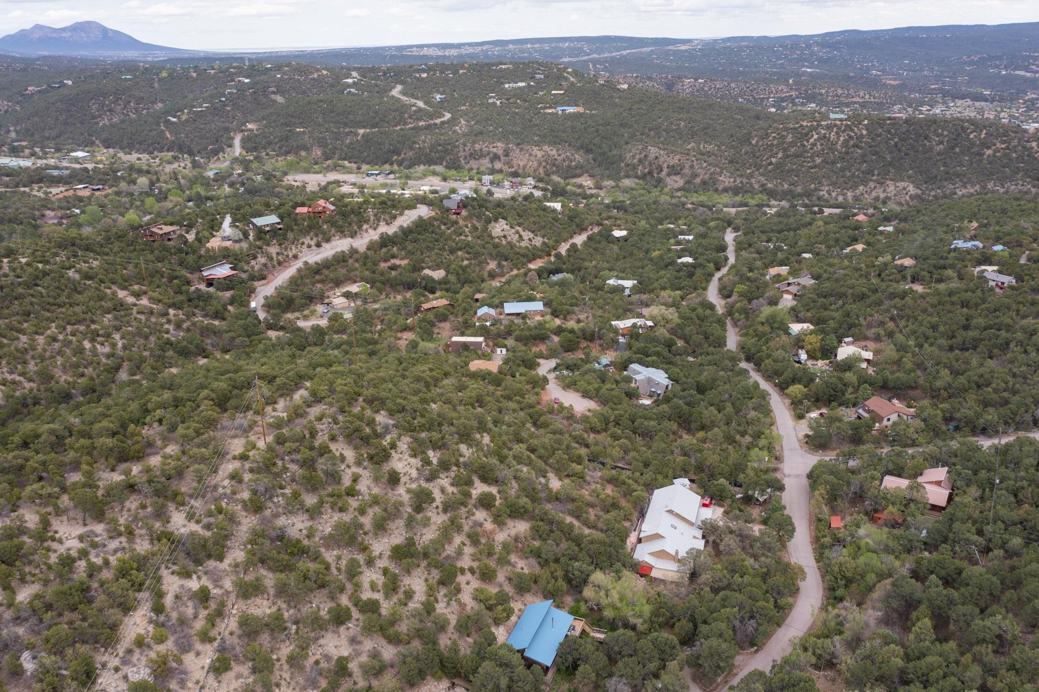 Los Amigos Court, Cedar Crest, New Mexico image 13