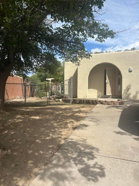 Homes For Sale - 13376 Camino Del Norte<br/> Albuquerque, NM 87123