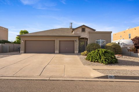 Homes For Sale - 4957 Night Hawk Drive<br/> Rio Rancho, NM 87144