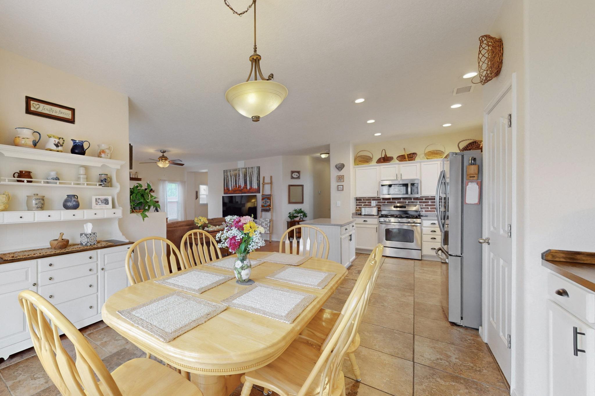 1037 Clear Creek Court, Rio Rancho, New Mexico image 9