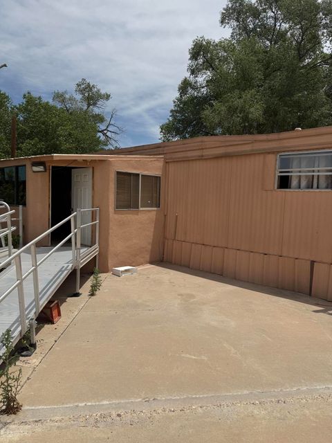 Mobile Home For Sale - 3016 Shaw Drive # 26-A<br/> Albuquerque, NM 87105