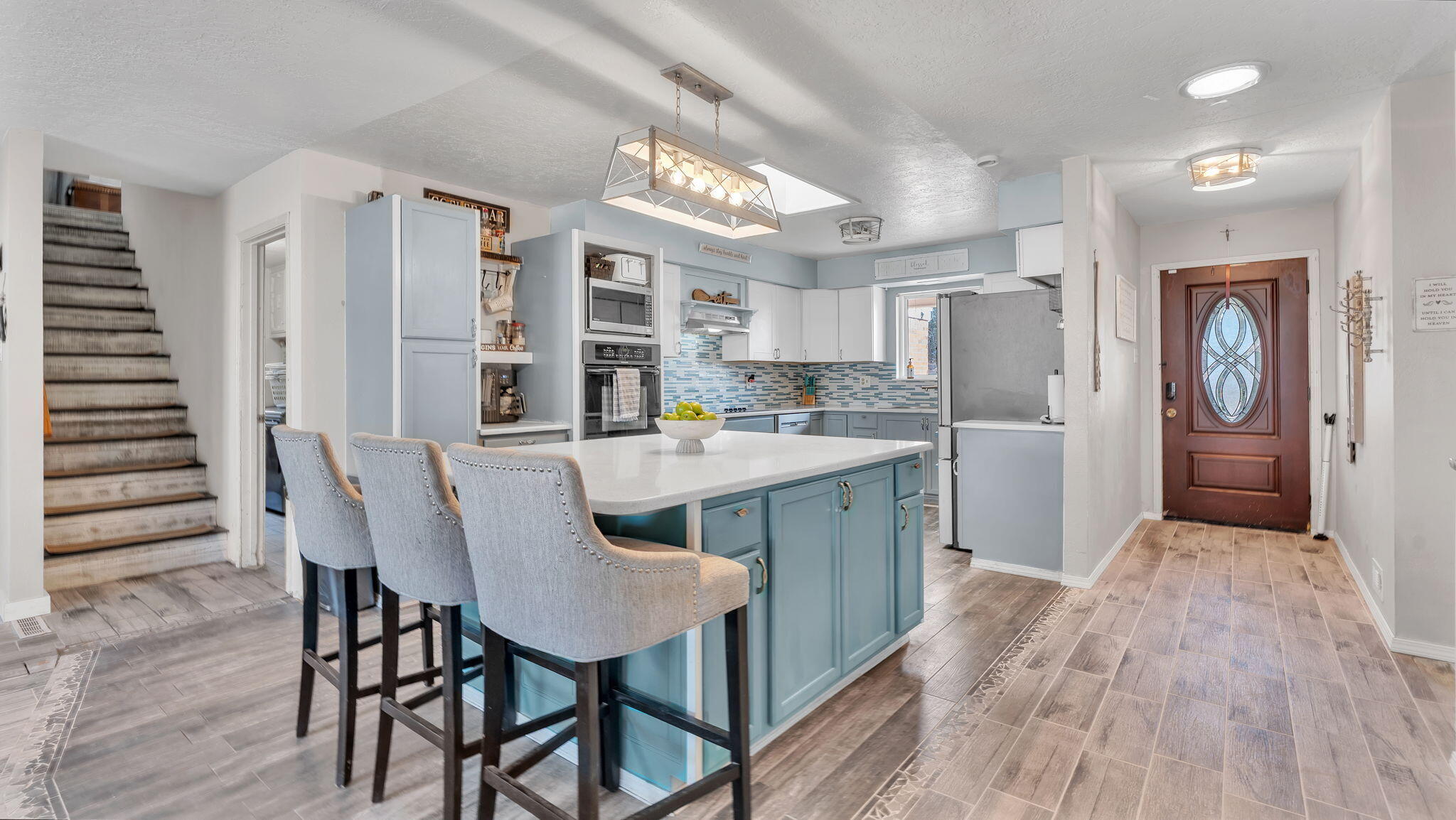 8001 Pickard Avenue NE