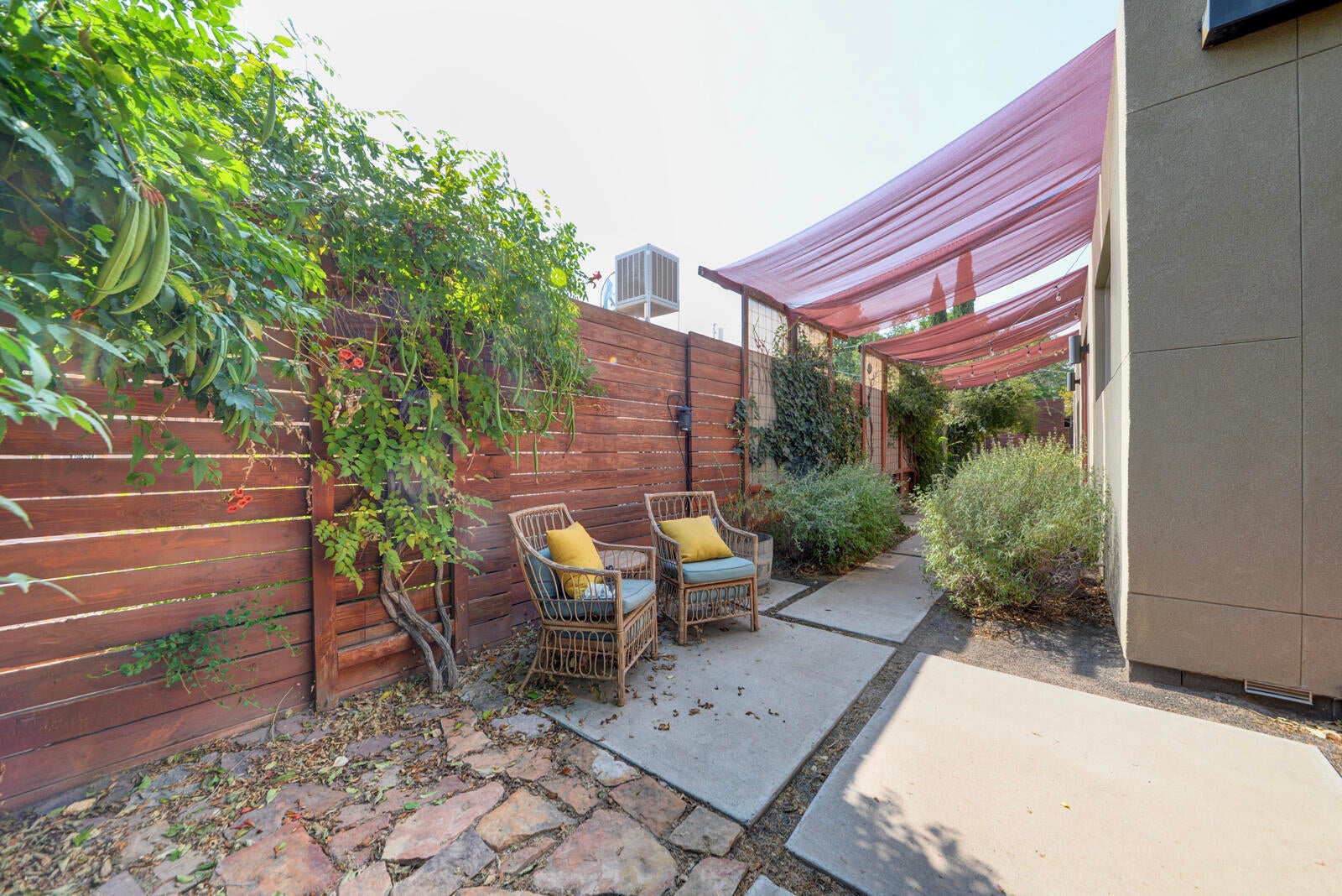 1104 Iron Avenue SW