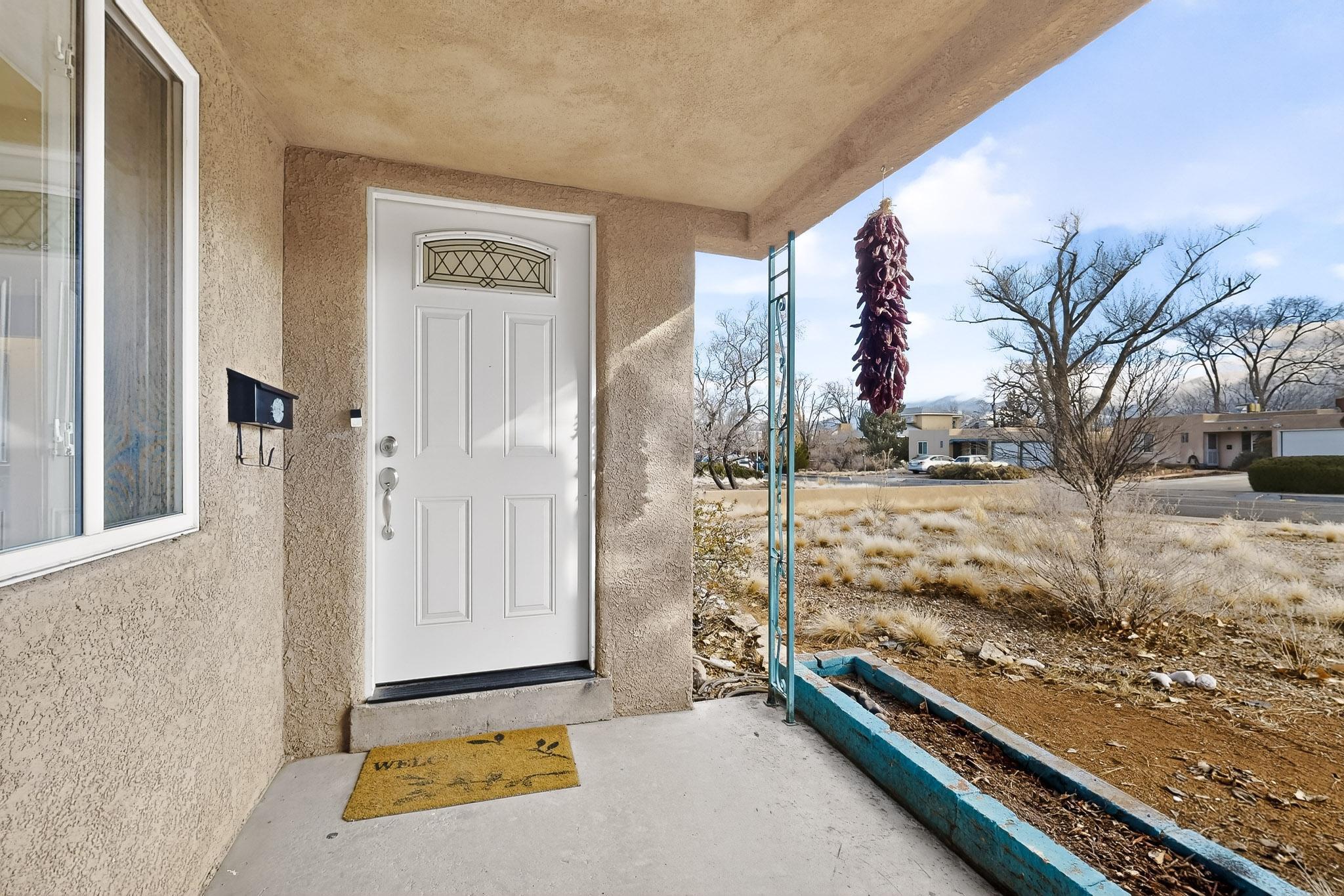 725 Monroe Street NE