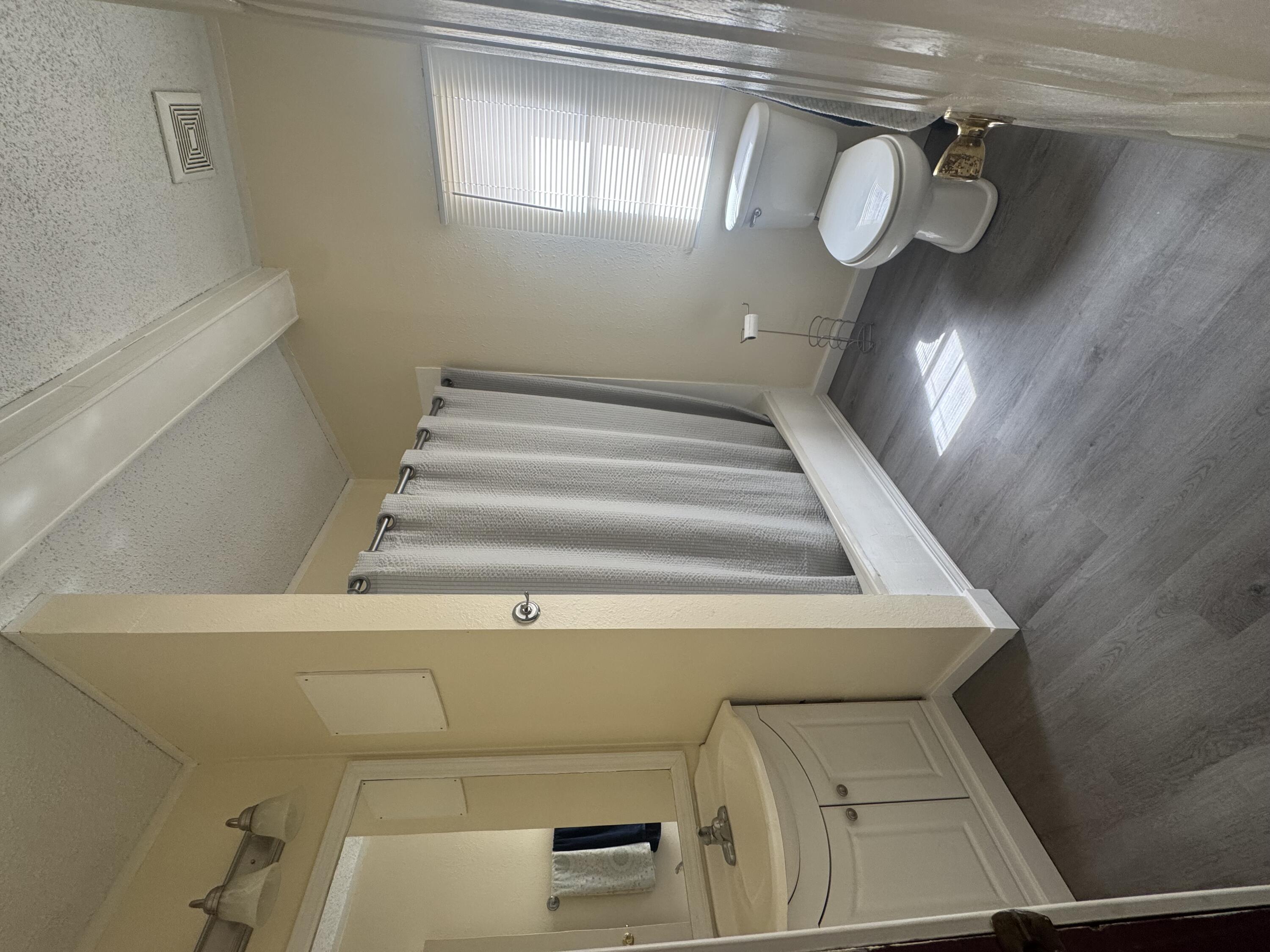 1621 E Elise Street, Moriarty, New Mexico image 2