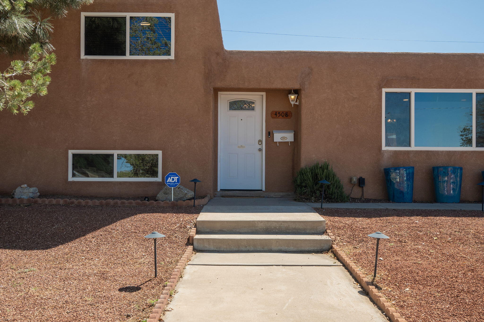 4508 Piedra Blanca Street NE