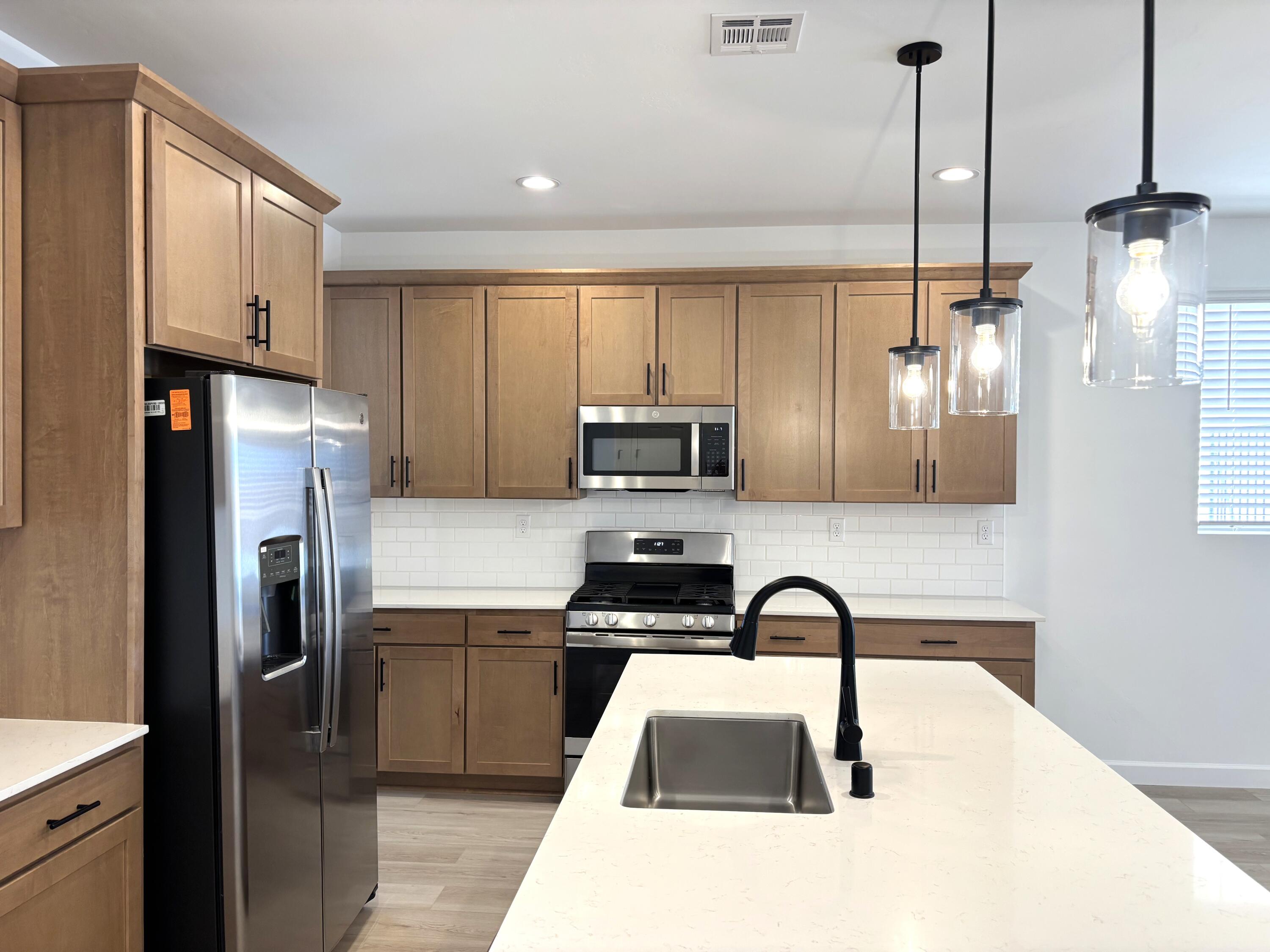 3032 Donita Lane NE
