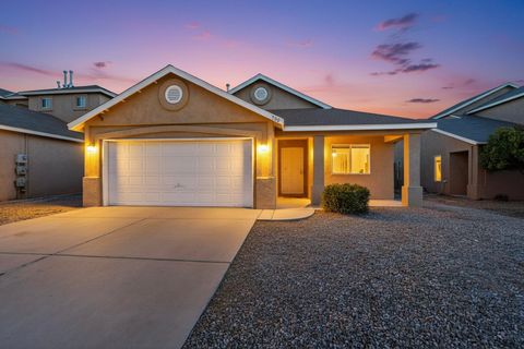 Photo of 700 Lone Pine Drive SW, Albuquerque, NM 87121 (MLS # 1096926)
