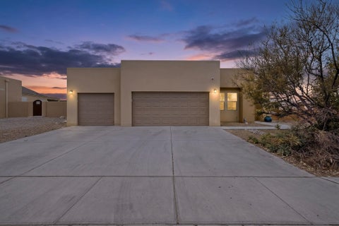Photo of 504 Brianna Loop NE, Albuquerque, NM 87113 (MLS # 1112774)