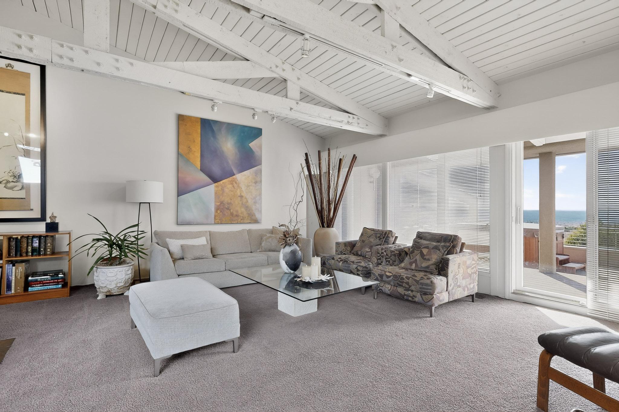 302 Juniper Hill Road NE