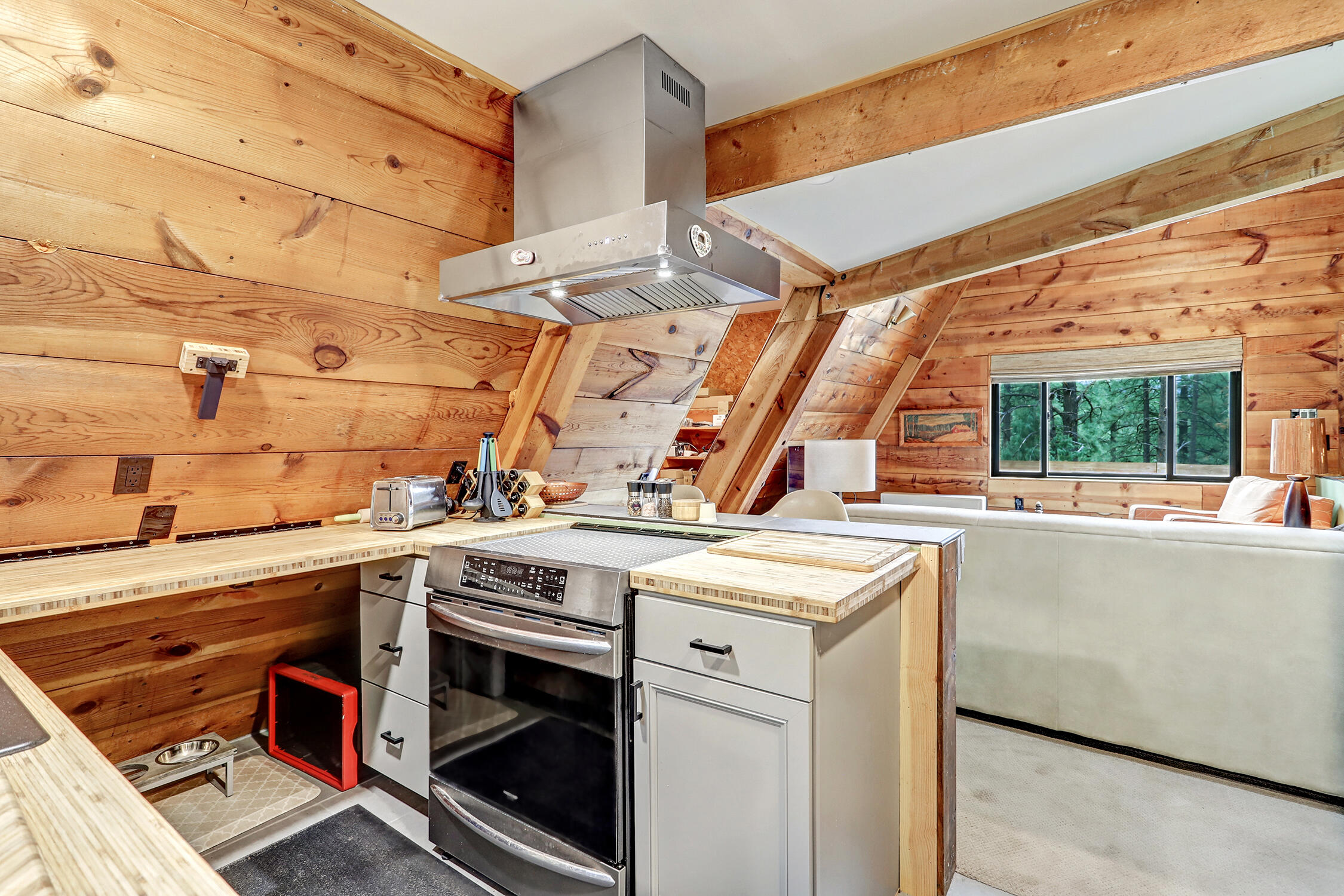 186 Cedar Road, Jemez Springs, New Mexico image 10