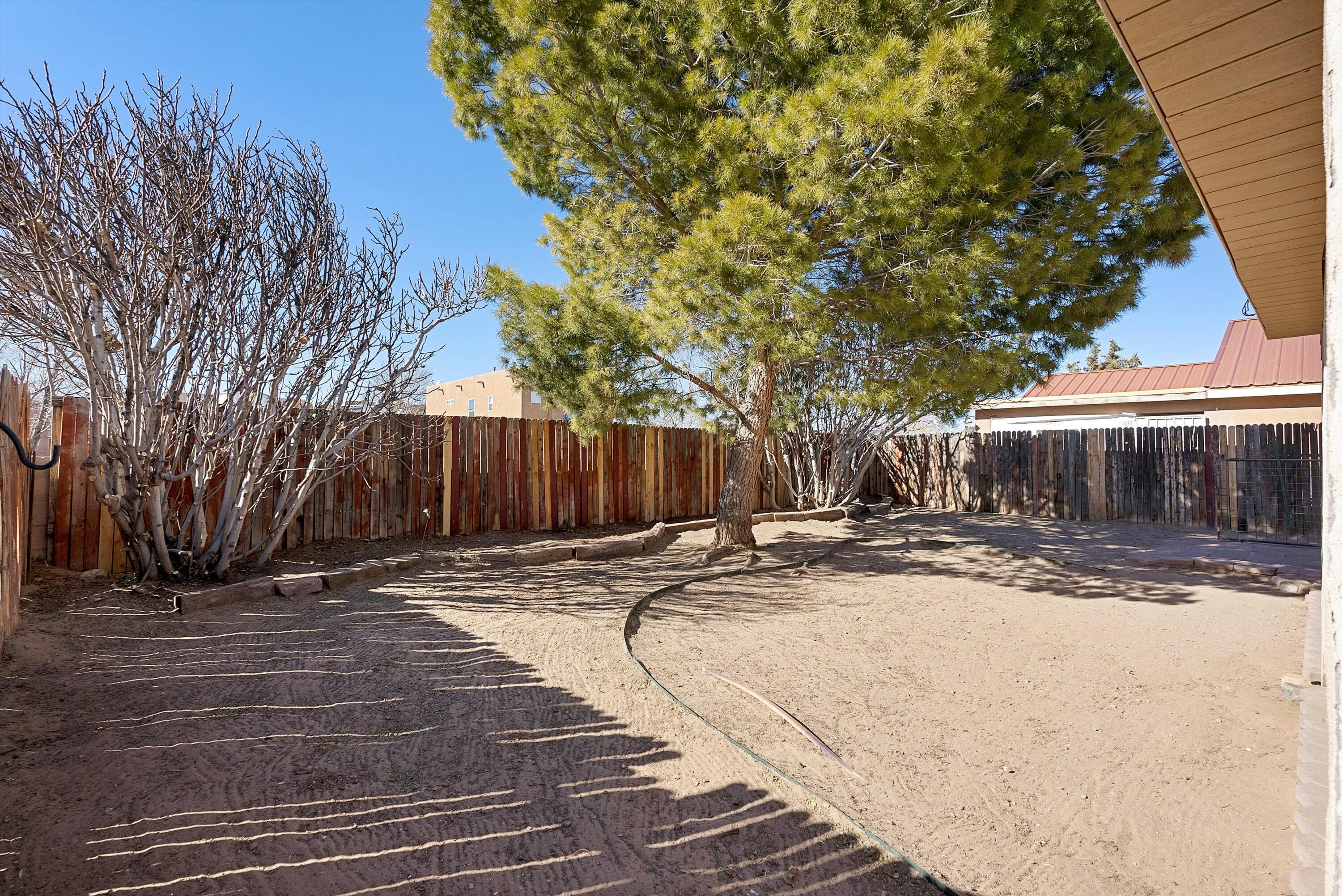 739 Noah Avenue, Albuquerque, New Mexico image 25