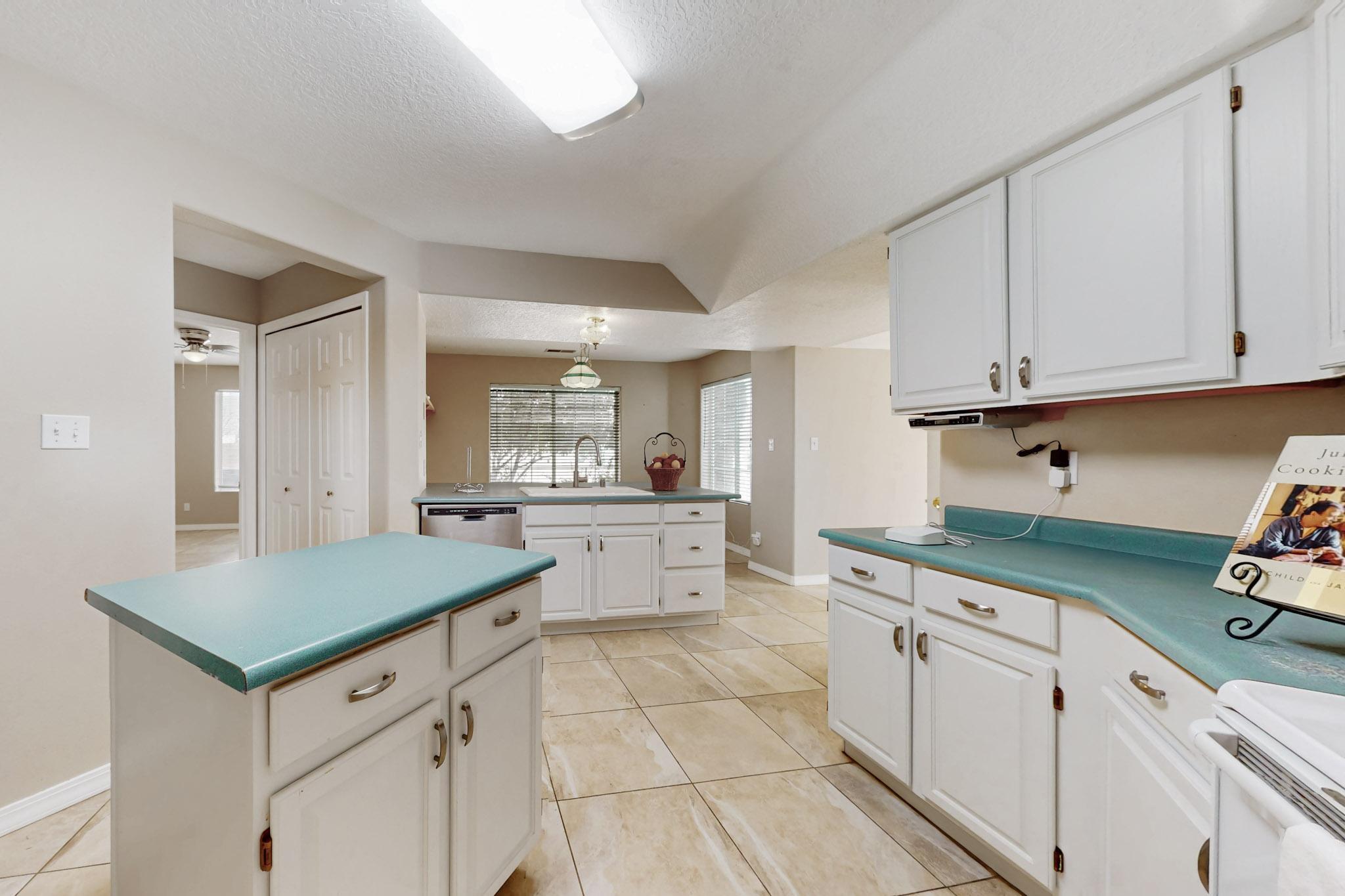 4913 Dover Court, Albuquerque, New Mexico image 11