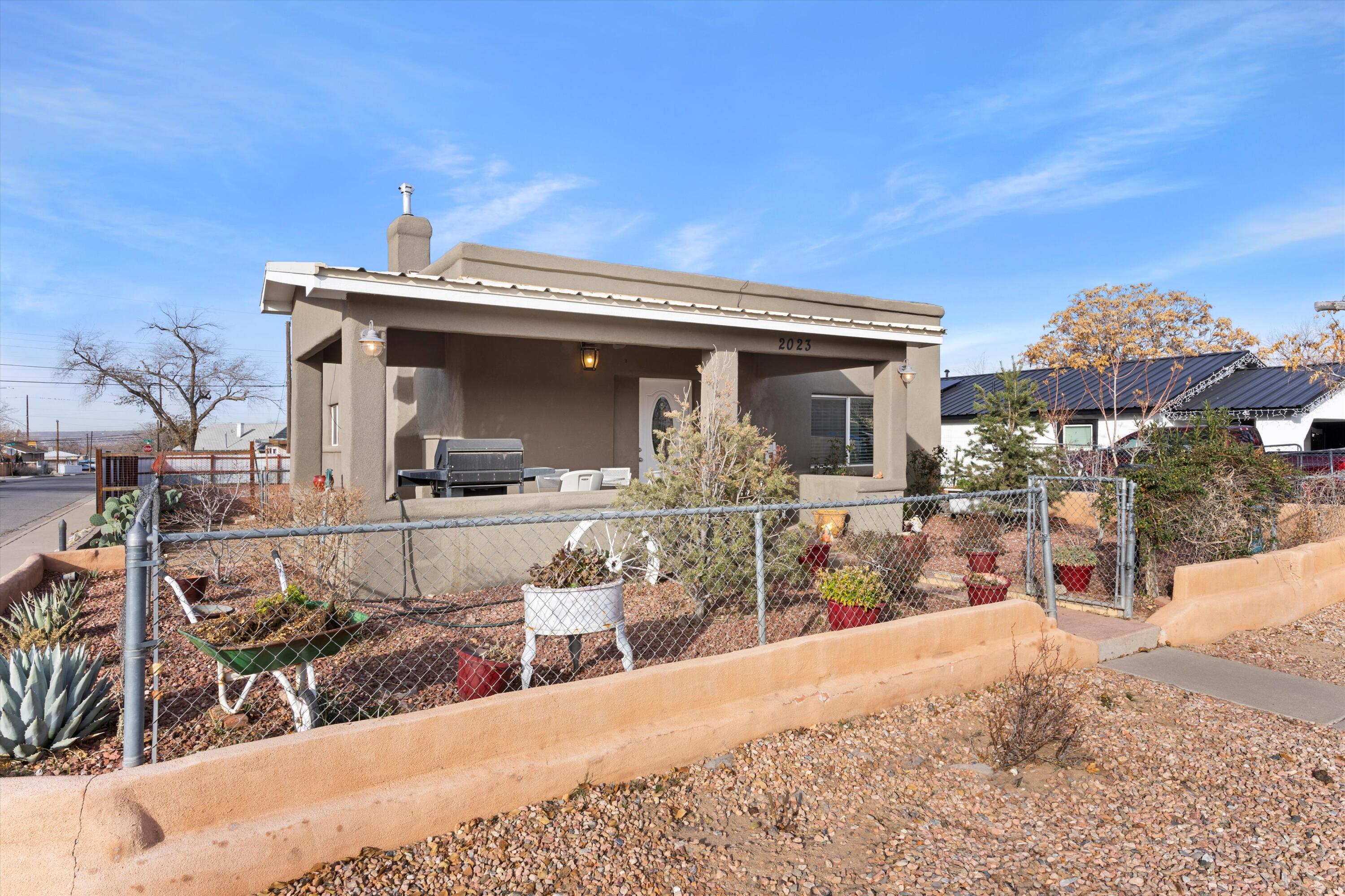 2023 Walter Street, Albuquerque, New Mexico image 3