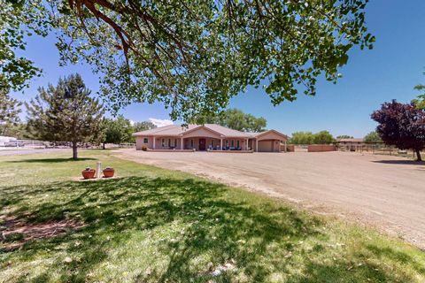 Photo of 2686 DELLA Road SW, Albuquerque, NM 87105 (MLS # 1084965)