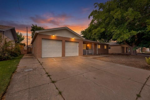 Photo of 9519 MORROW Avenue NE, Albuquerque, NM 87112 (MLS # 1110083)