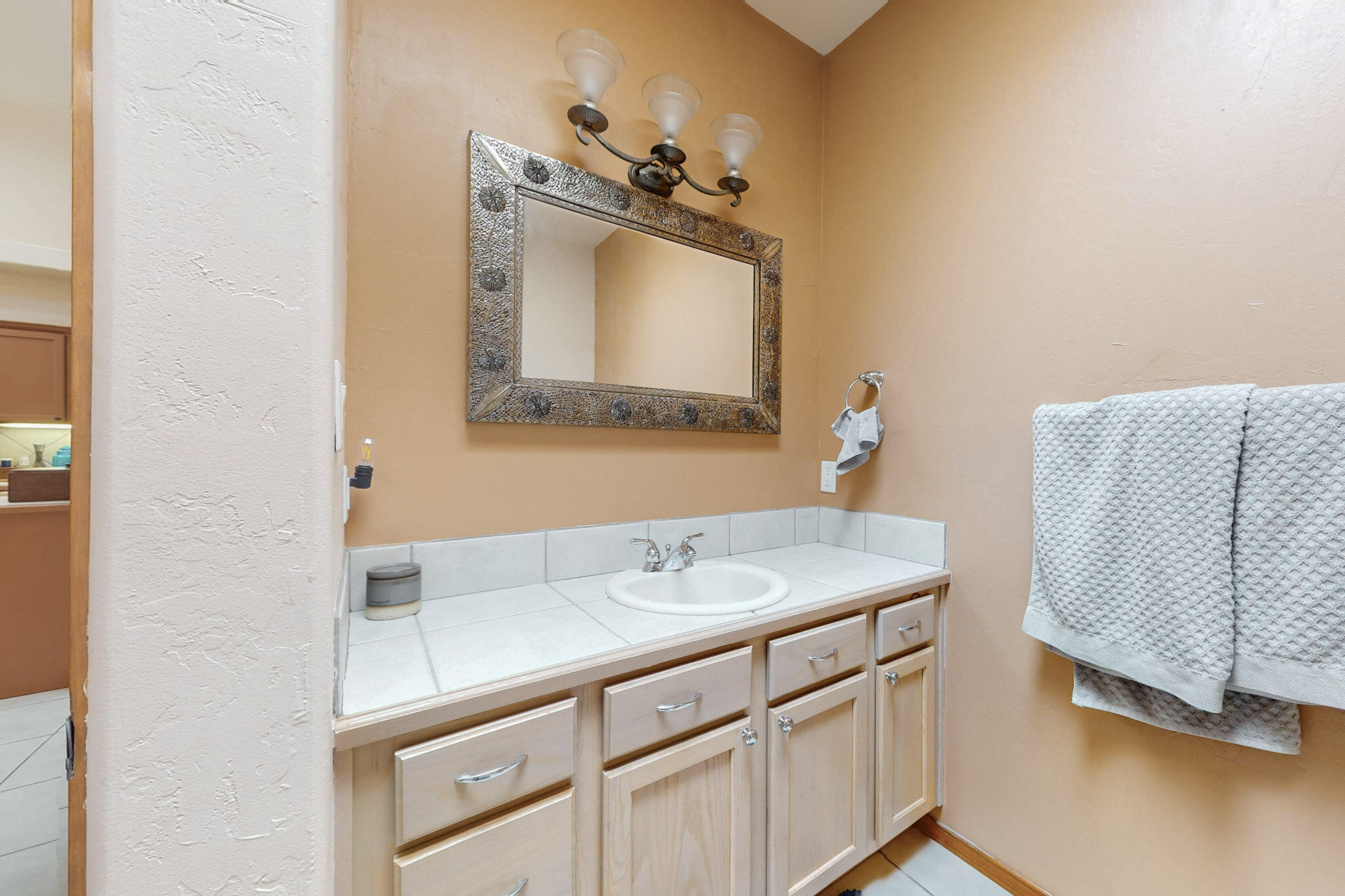 390 Dennis Drive, Los Lunas, New Mexico image 18