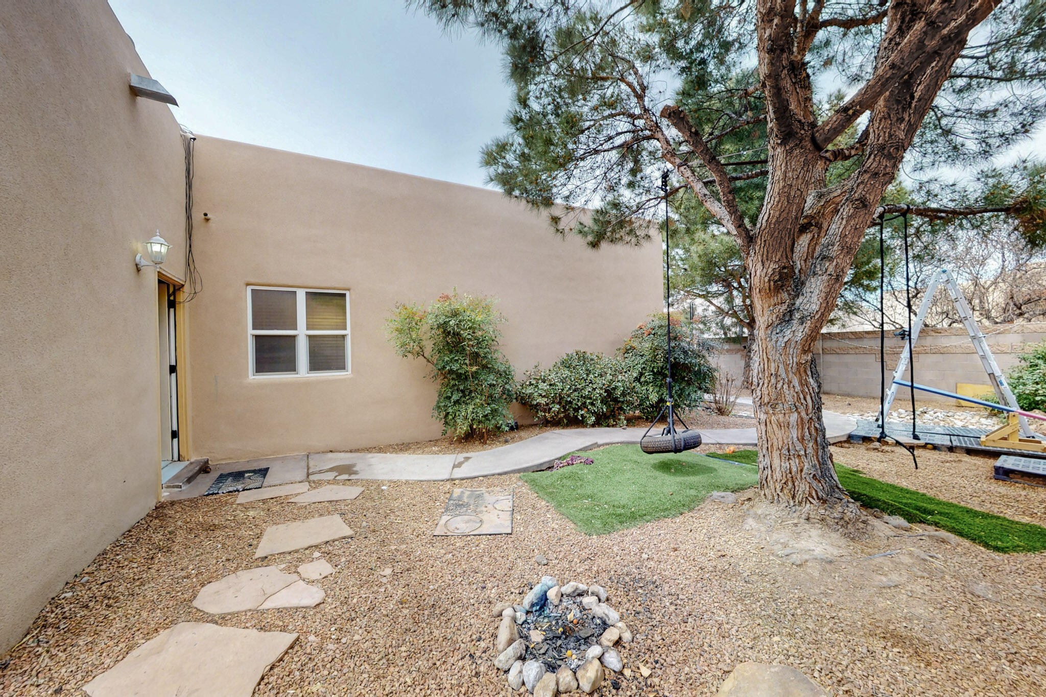 390 Dennis Drive, Los Lunas, New Mexico image 40