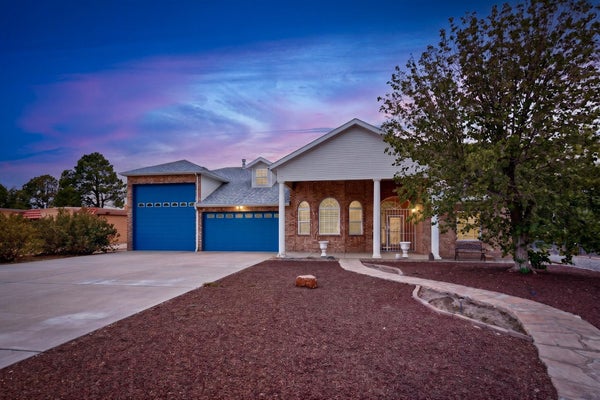 606 WILLOWBROOK LN, RIO COMMUNITIES, NM 87002 - Image 094b79564f5d194e38f8ec4c4e26f07d/2130924755