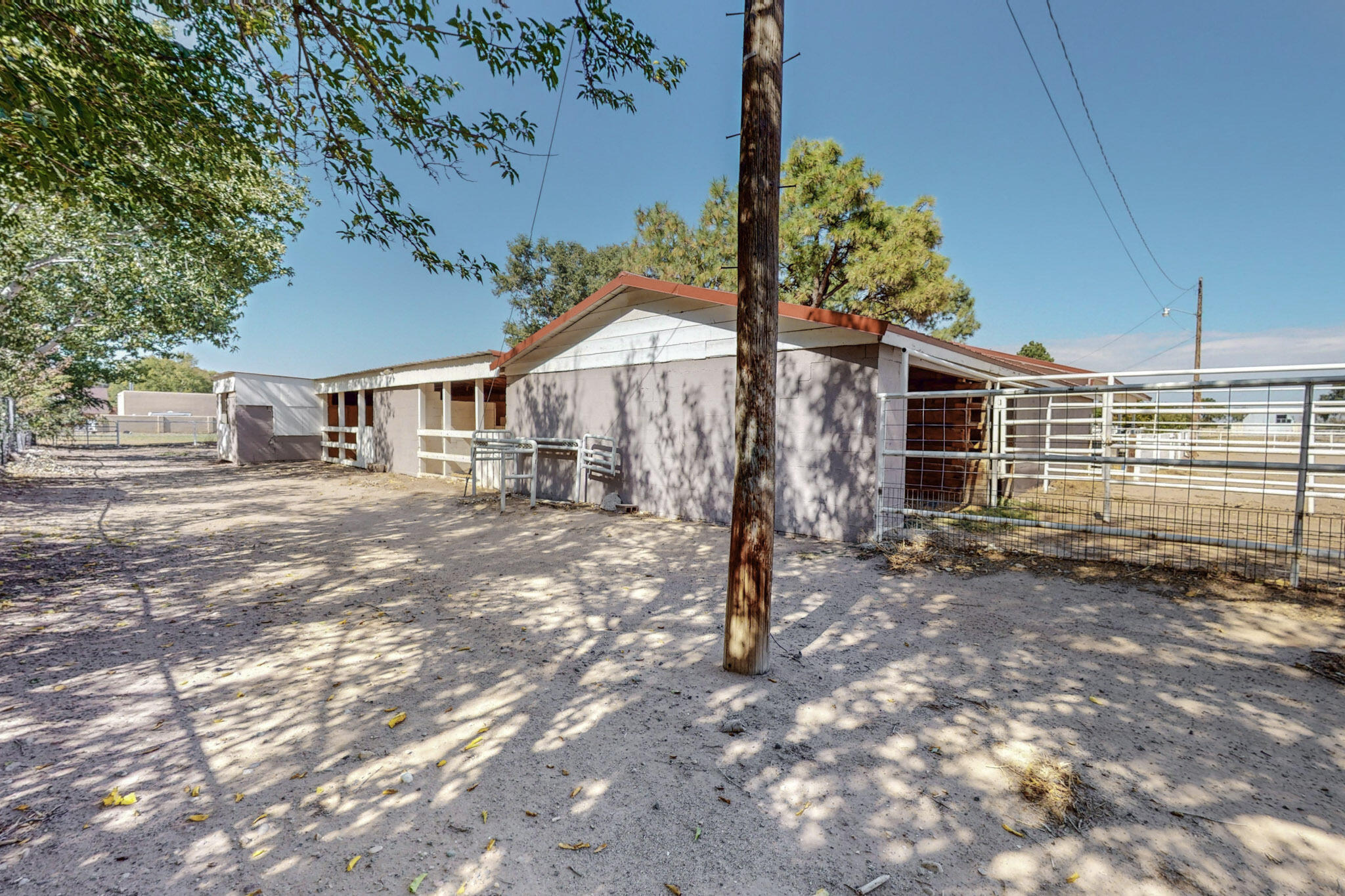 215 Esperanza Drive, Bosque Farms, New Mexico image 17