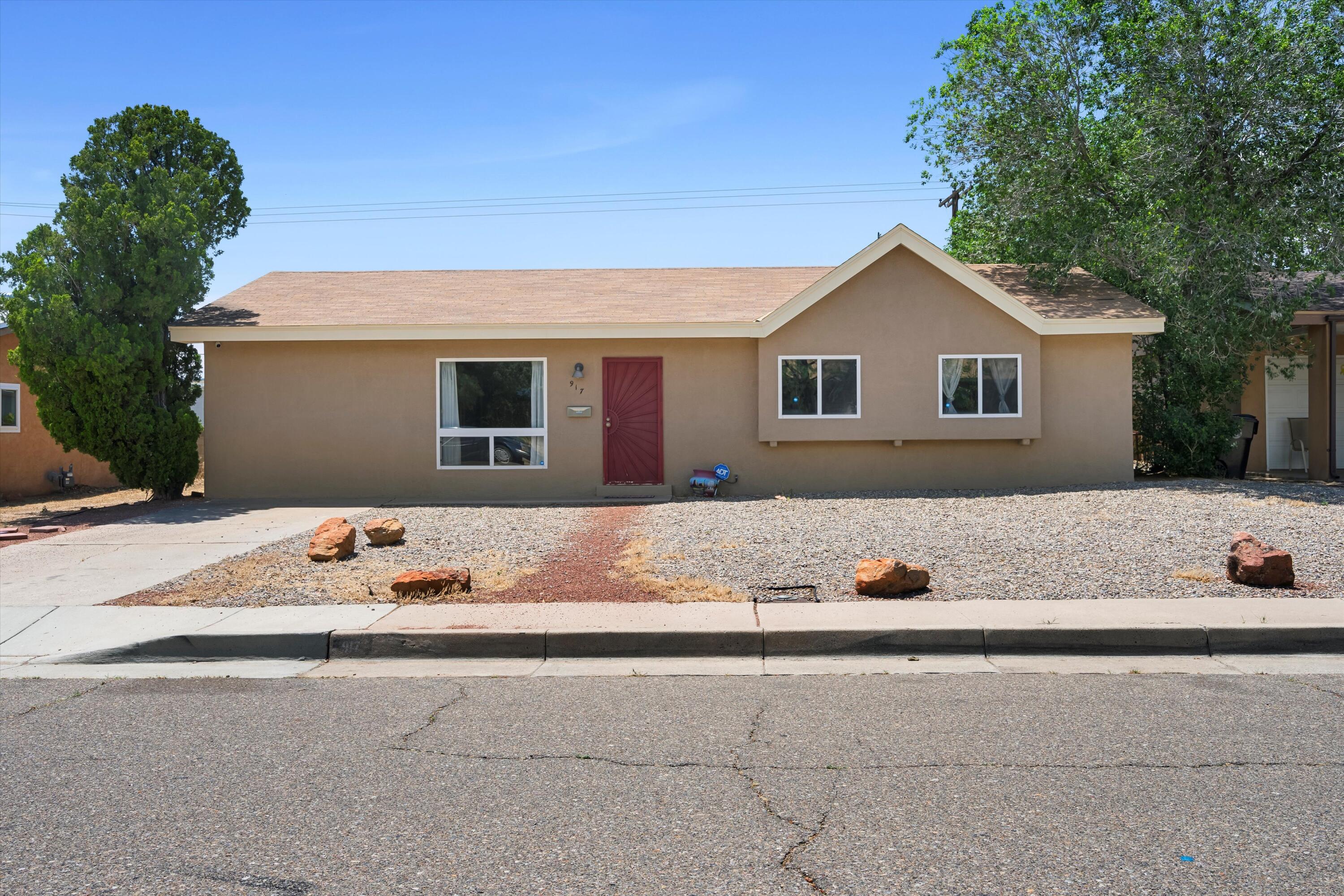 917 Carol Street, Albuquerque, New Mexico image 2