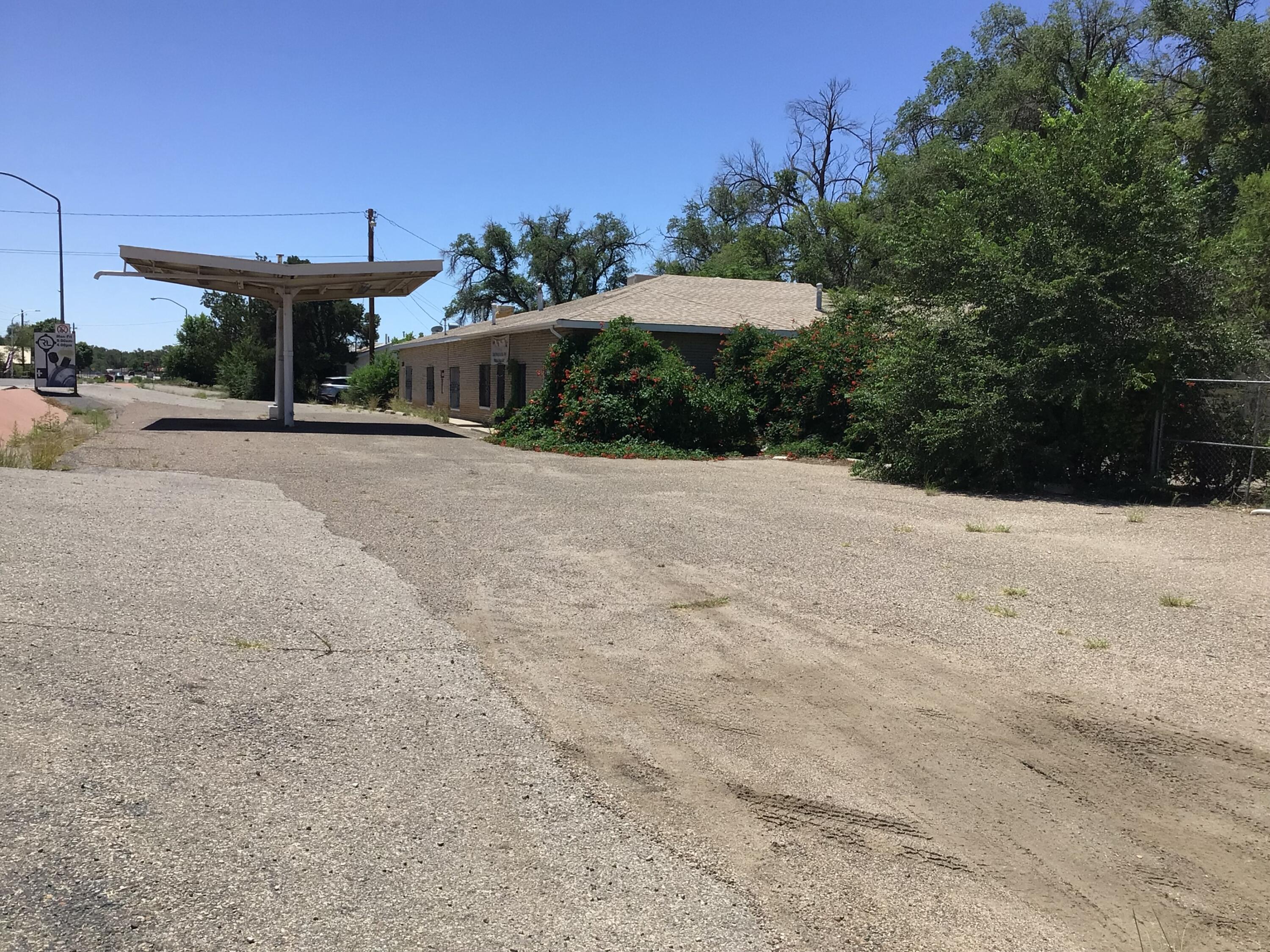 2235 Bosque Farms Boulevard