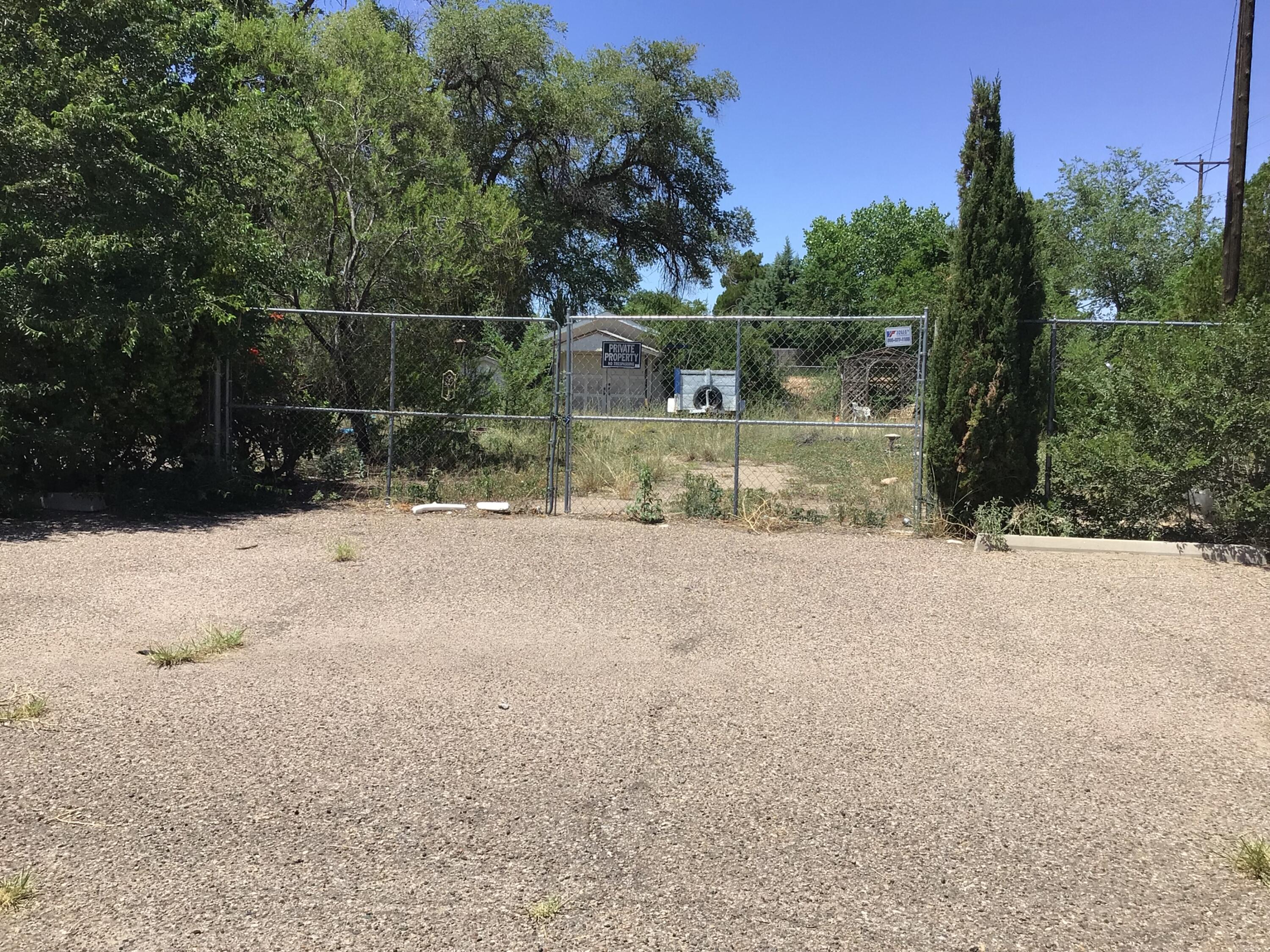 2235 Bosque Farms Boulevard