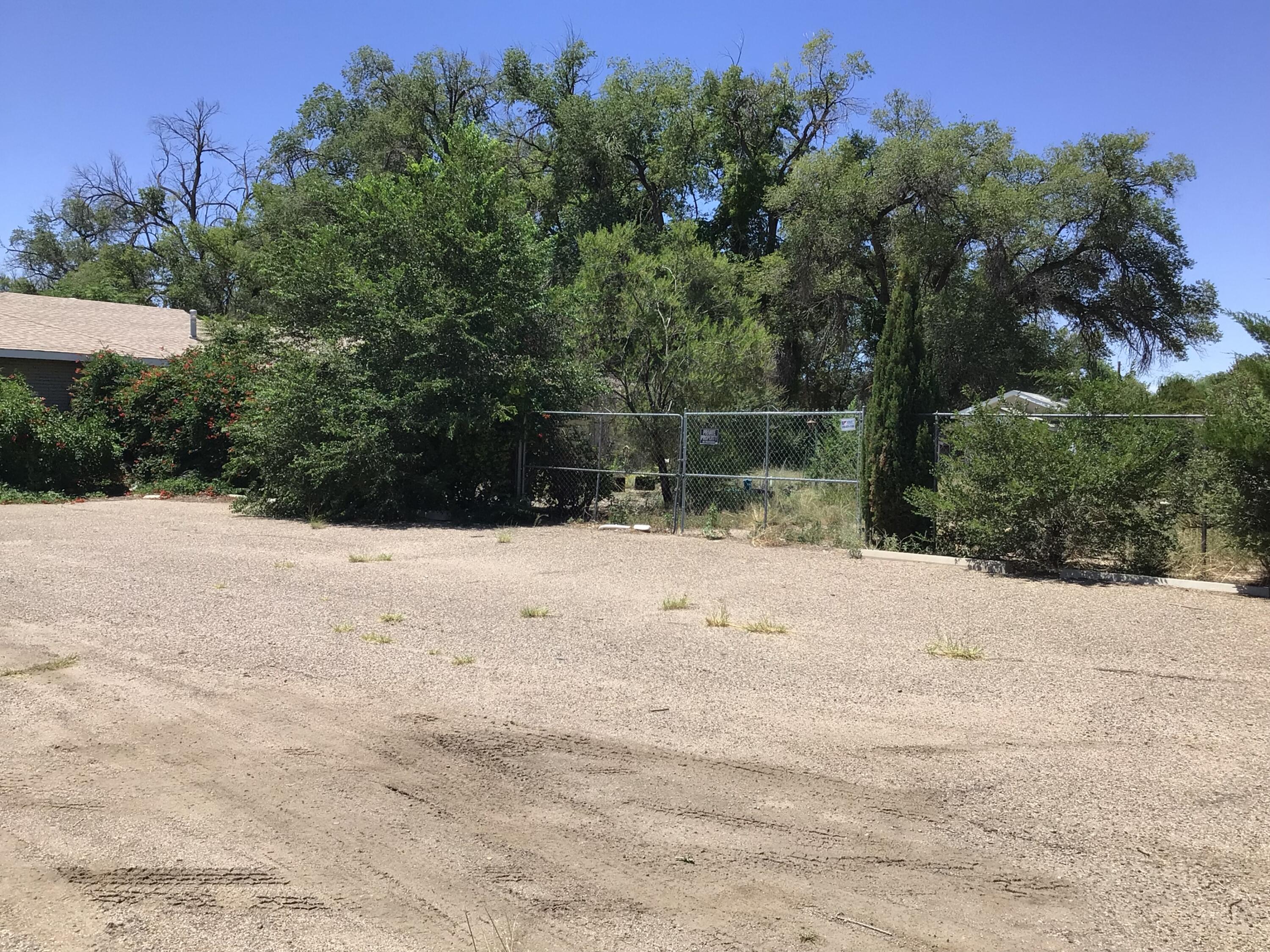 2235 Bosque Farms Boulevard