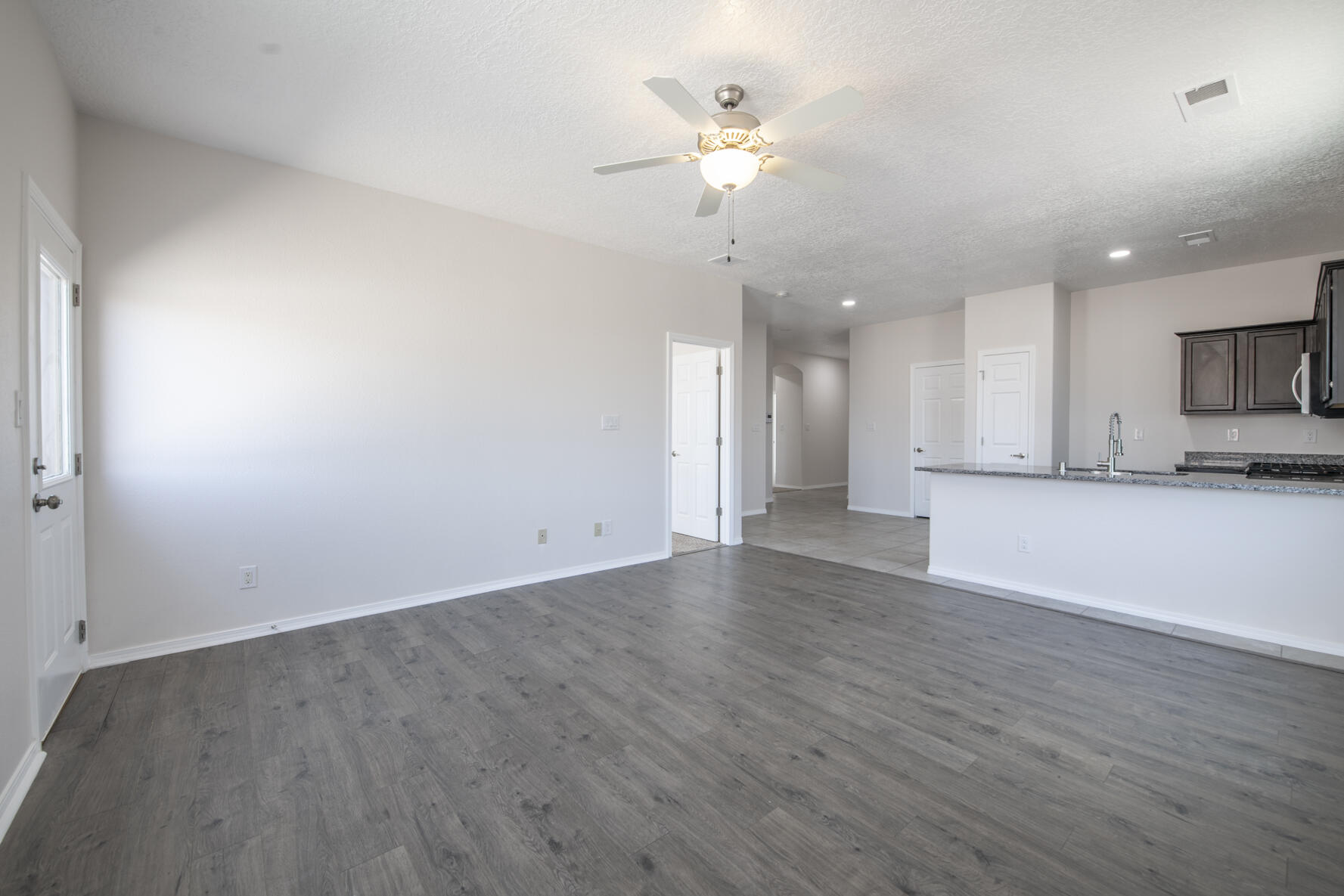 2150 Camino Rincon, Los Lunas, New Mexico image 7