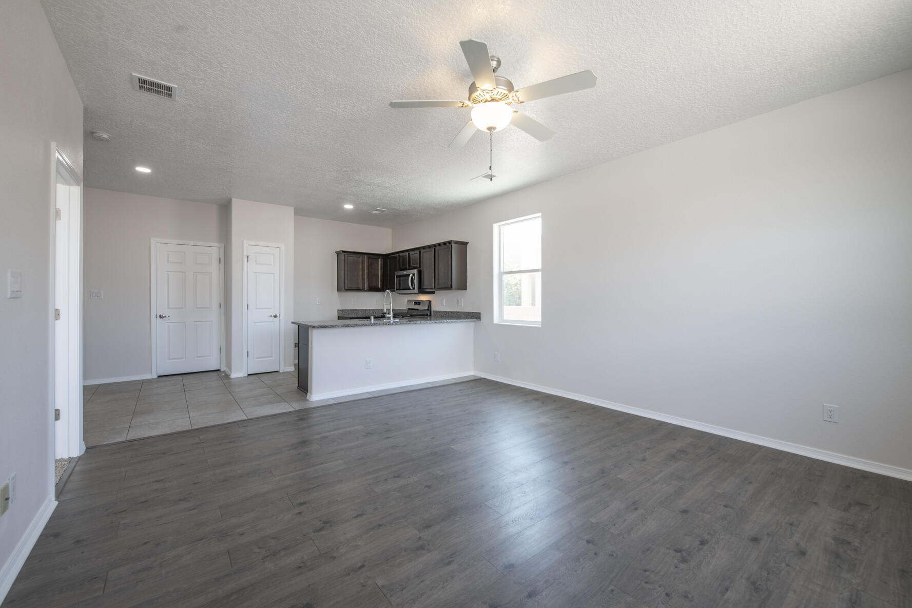 2150 Camino Rincon, Los Lunas, New Mexico image 8
