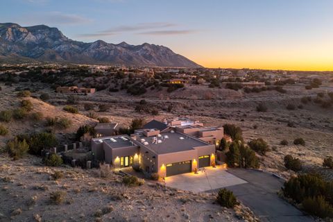 Photo of 40 Anasazi Trails Loop, Placitas, NM 87043 (MLS # 1096927)