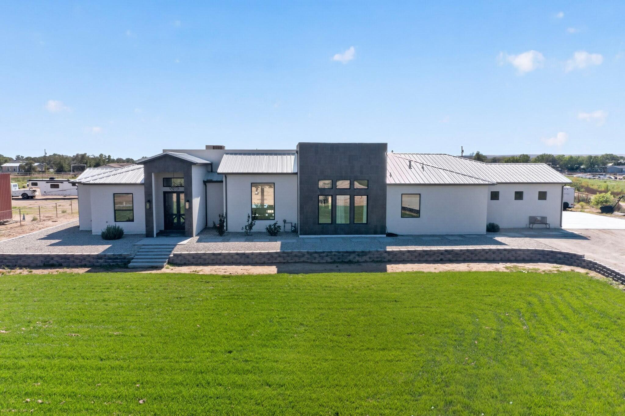 11 Schultz Lane