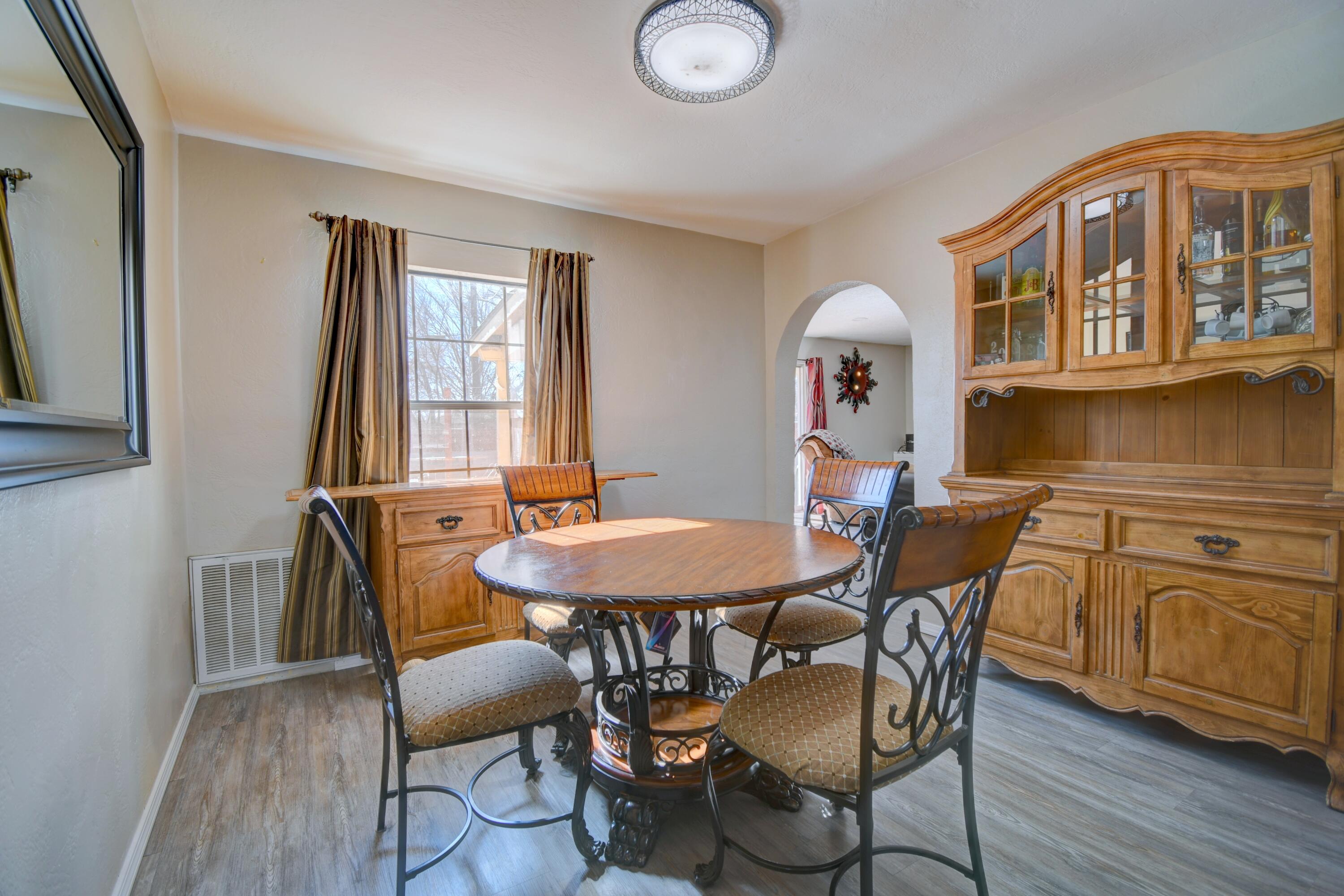 1812 Quiet Lane SW
