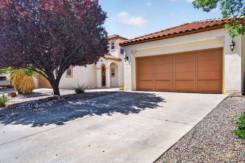 Homes For Sale - 952 Waterfall Drive<br/> Rio Rancho, NM 87144