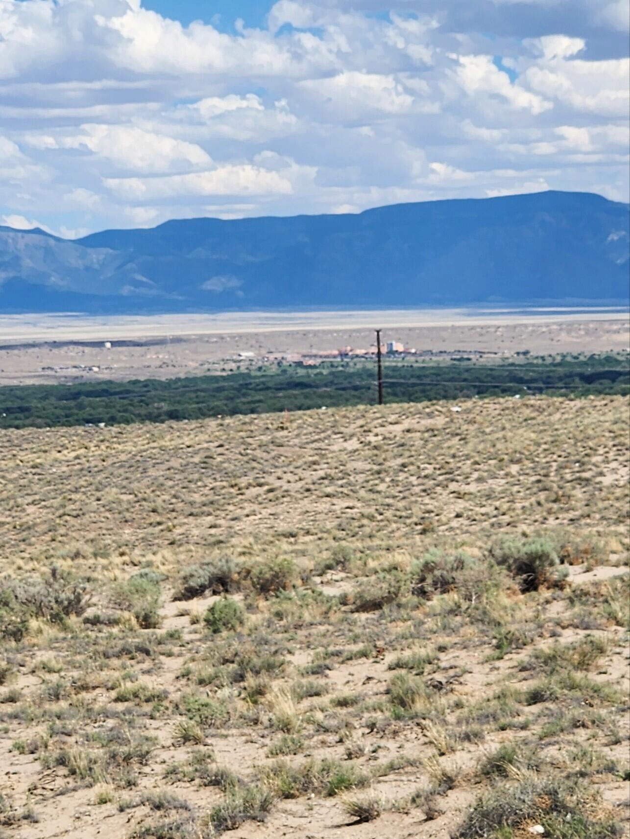 On Pajarito (DFE) Road SW