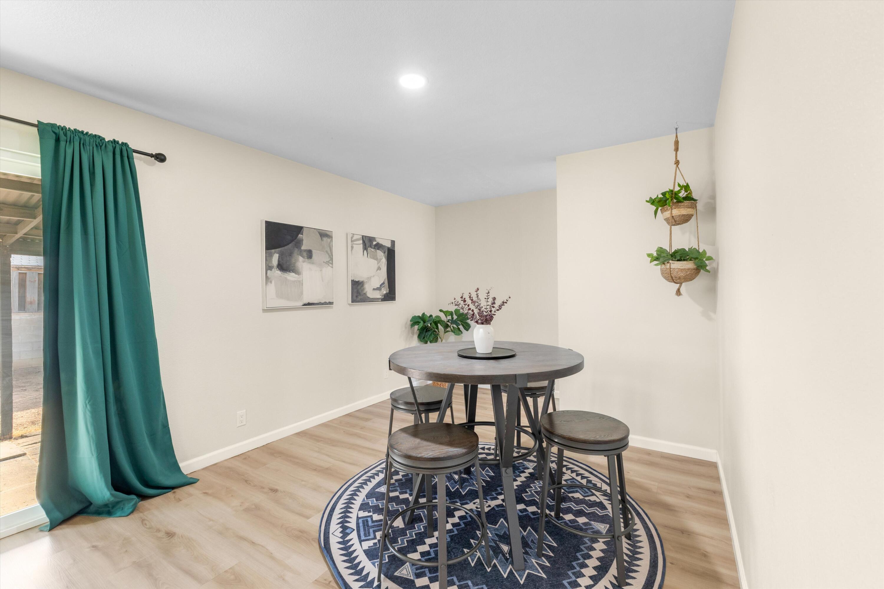 4508 Douglas Macarthur Road NE