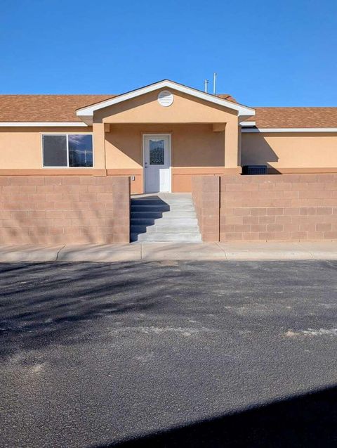 Photo of 323 Sunrise Bluffs Drive, Belen, NM 87002 (MLS # 1101280)