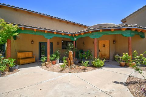 Photo of 4725 HURON Drive, Rio Rancho, NM 87144 (MLS # 1087642)