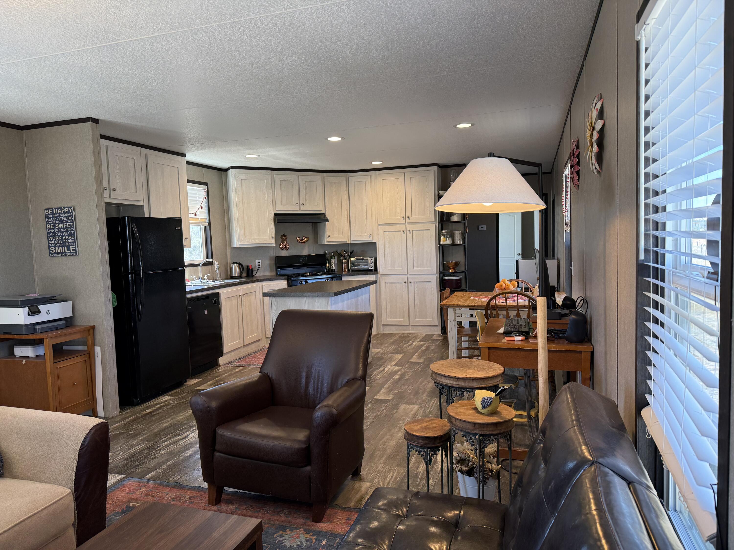 11 Silver Maple Avenue