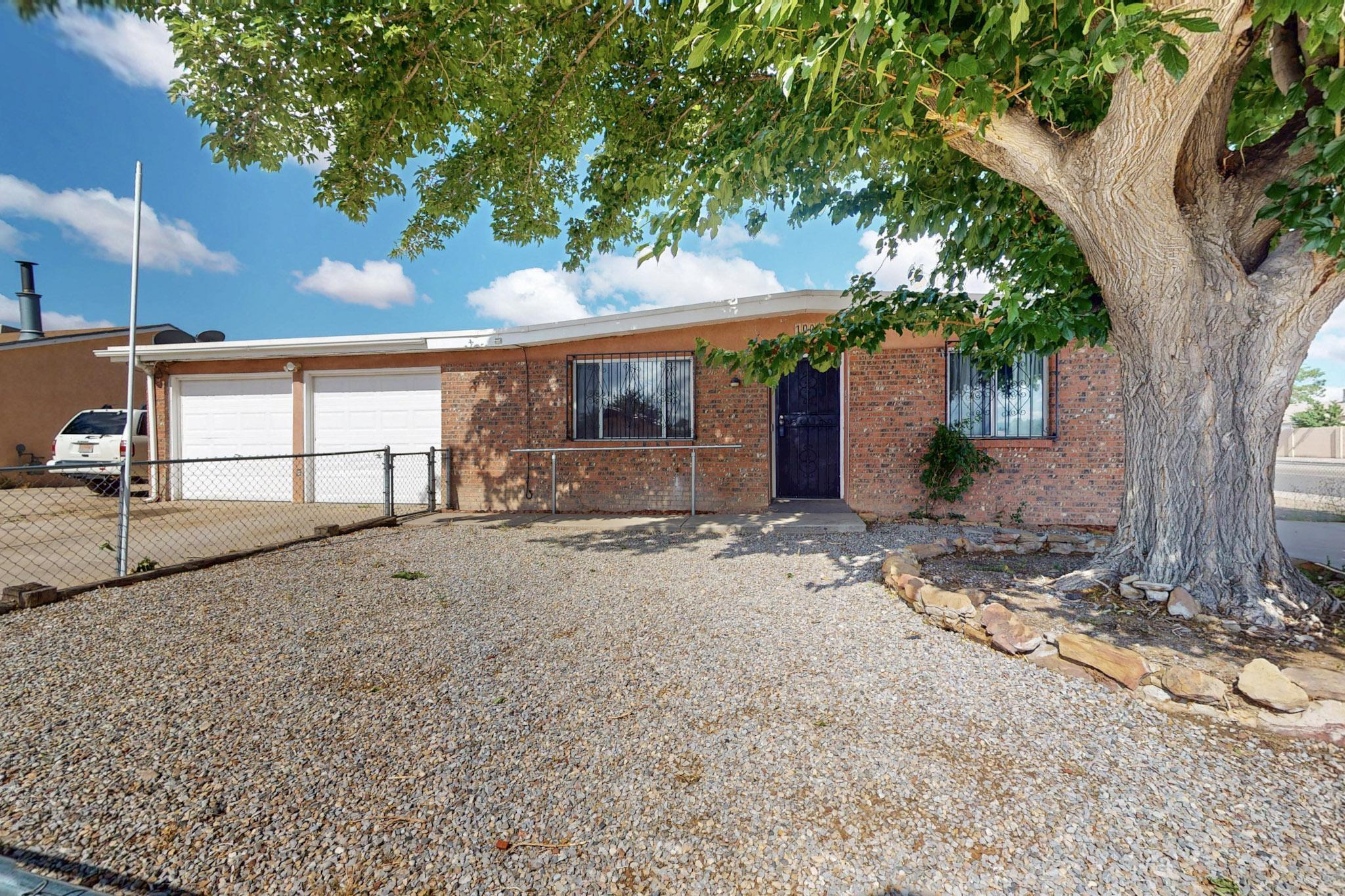 1001 Blazick Street, Albuquerque, New Mexico image 1