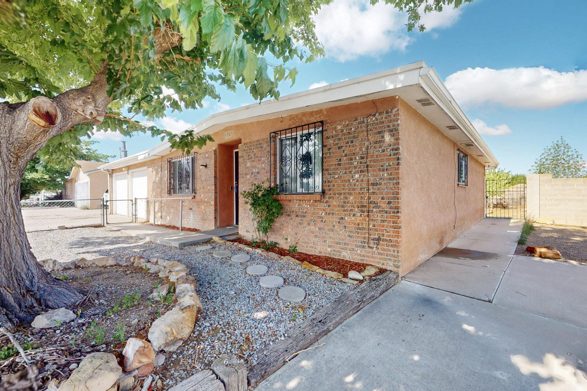 1001 Blazick Street, Albuquerque, New Mexico image 2