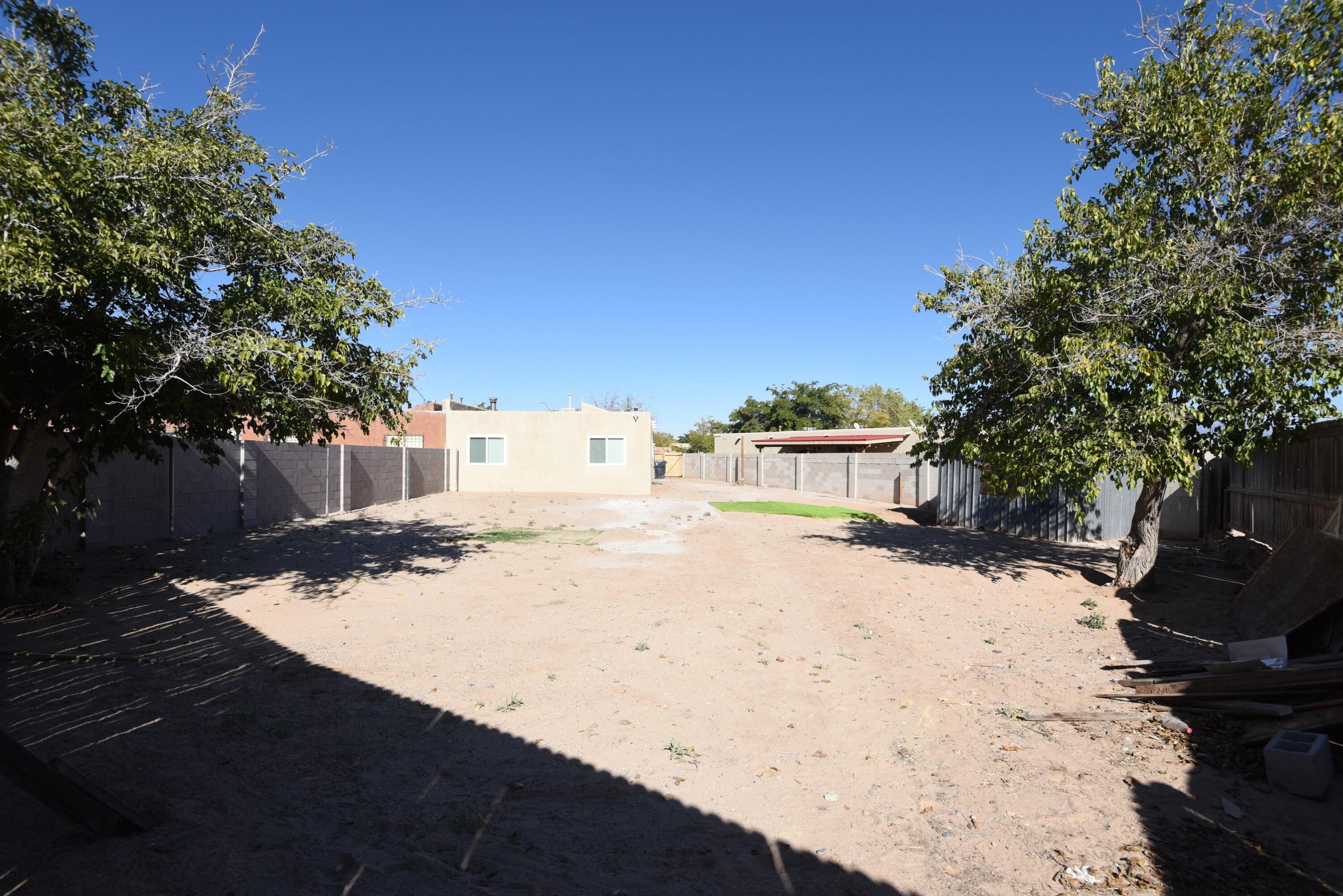 547 Adrian Street, Albuquerque, New Mexico image 17