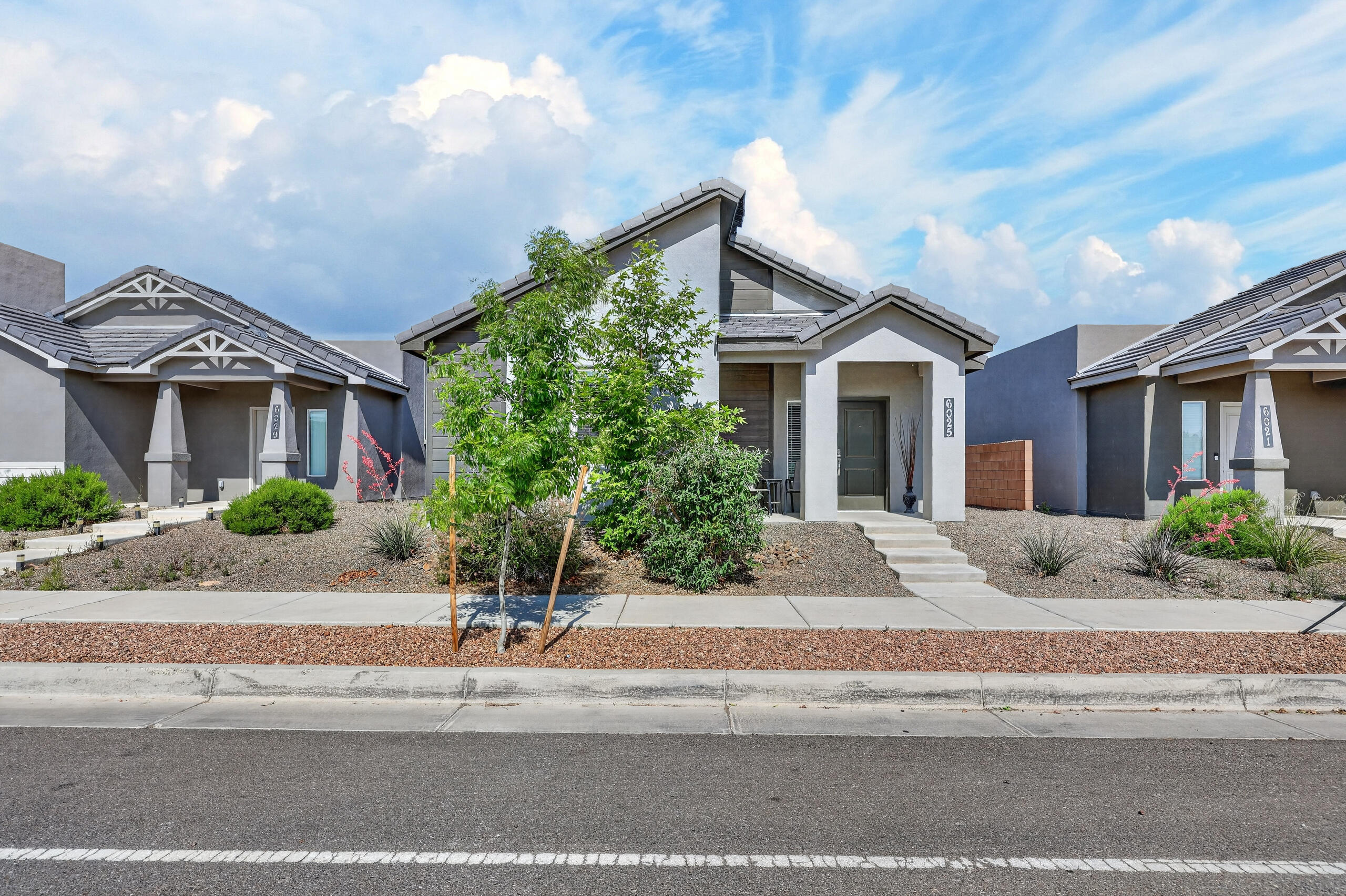6025 Strand Loop SE