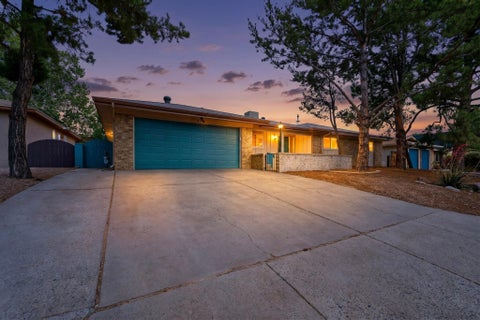 Photo of 4900 Northridge Place NE, Albuquerque, NM 87111 (MLS # 1105250)