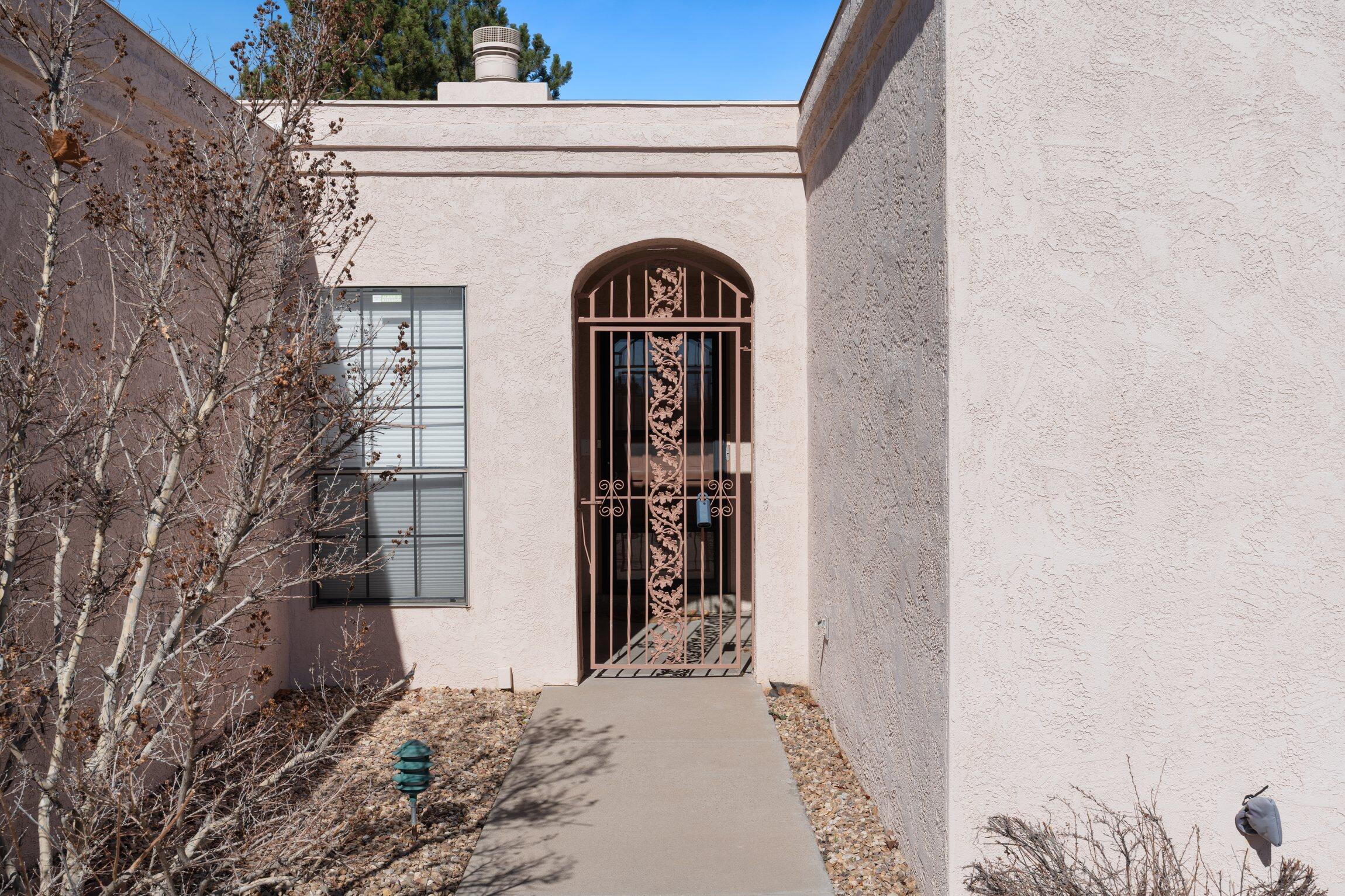 6109 Rio Hondo Drive NE